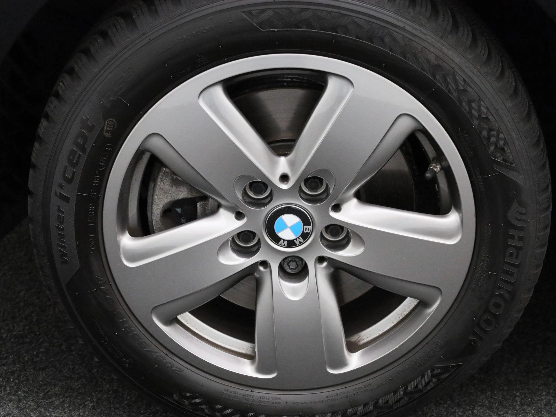 BMW Série 1 Hatch 116iA (80 kW)