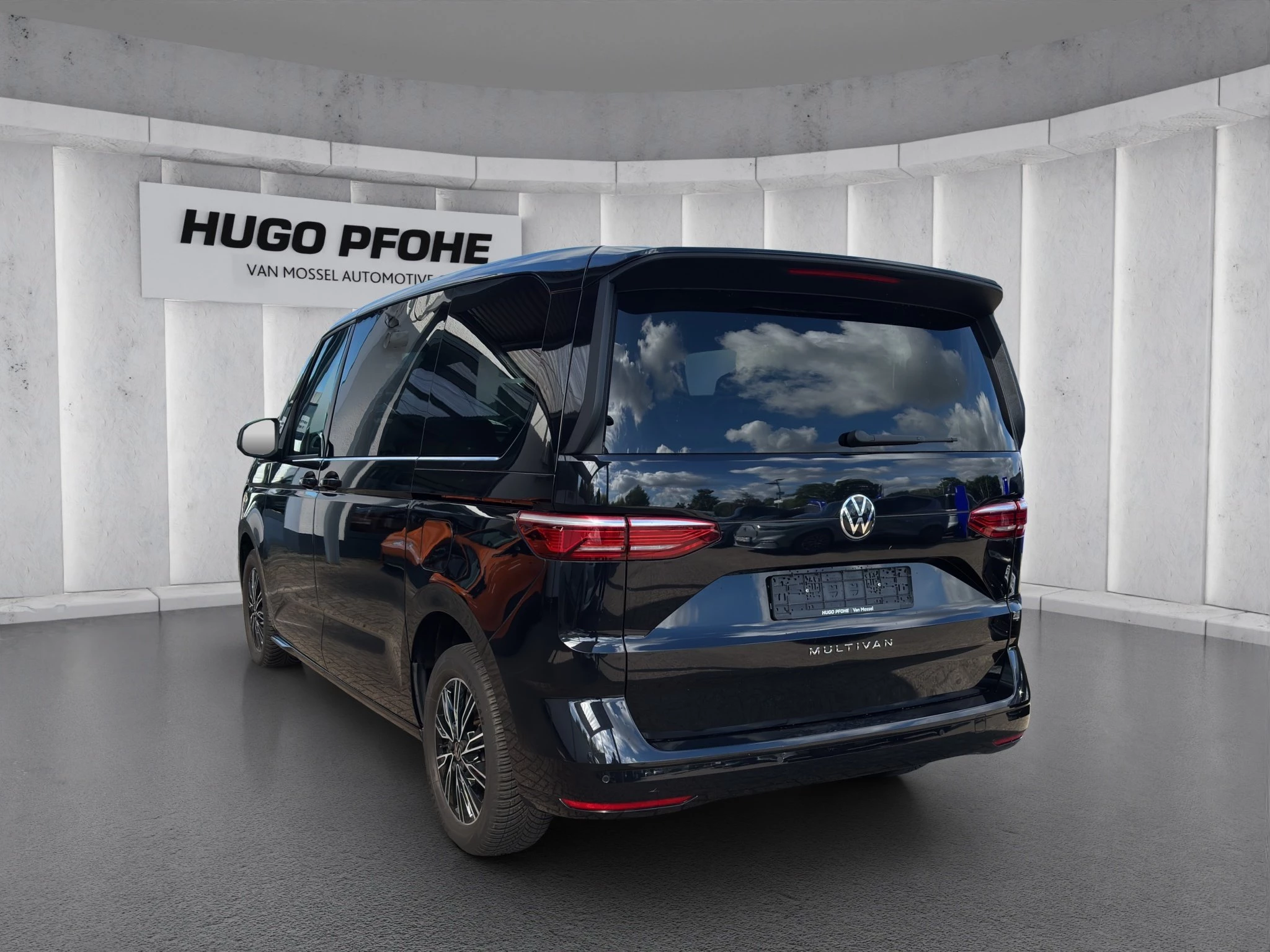 Volkswagen Multivan T7 2.0 TDI GJR*NAVI*KLIMA*LMF*LED* PDC*7-SITZER
