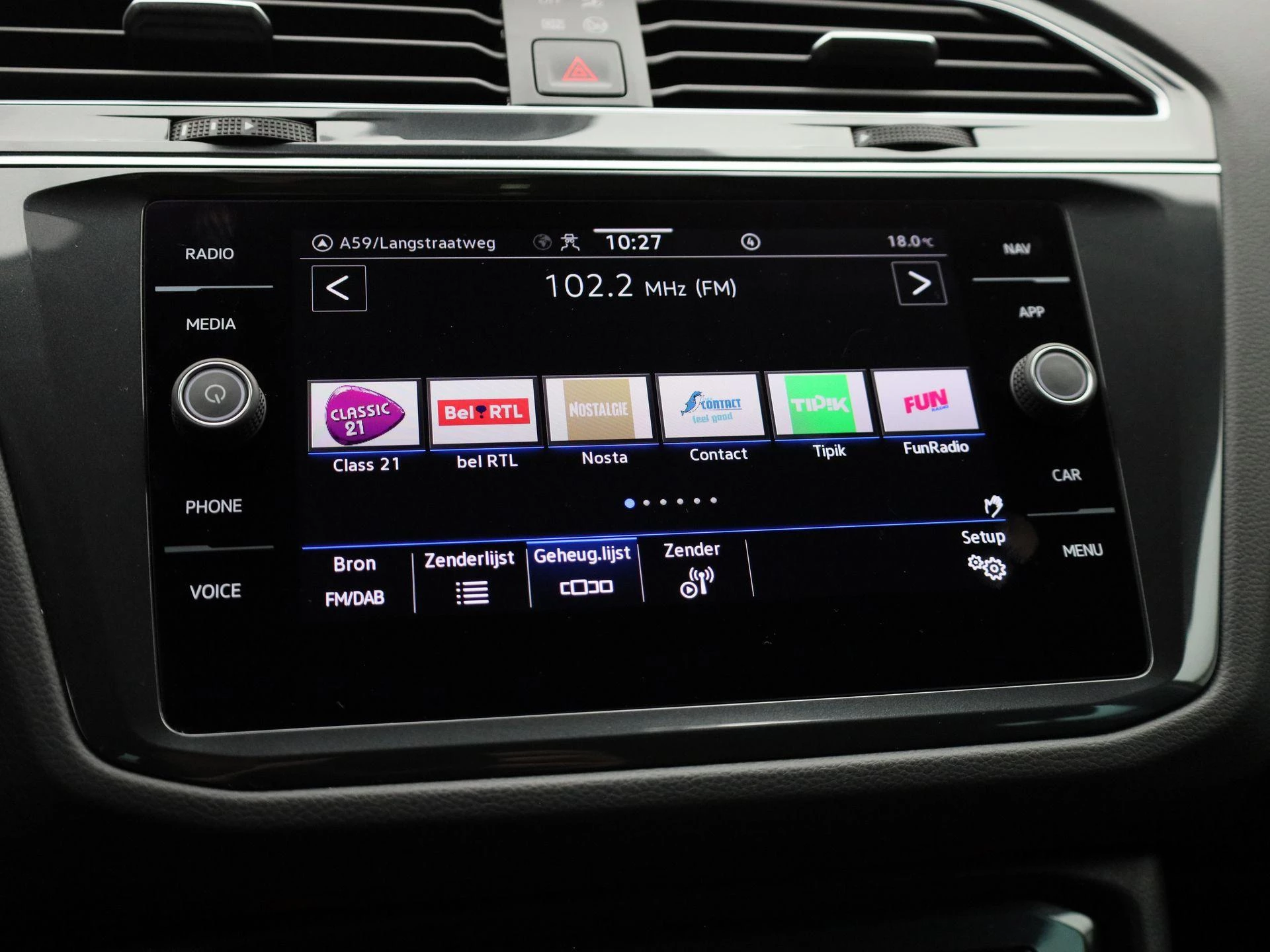 Volkswagen-Tiguan-image-20