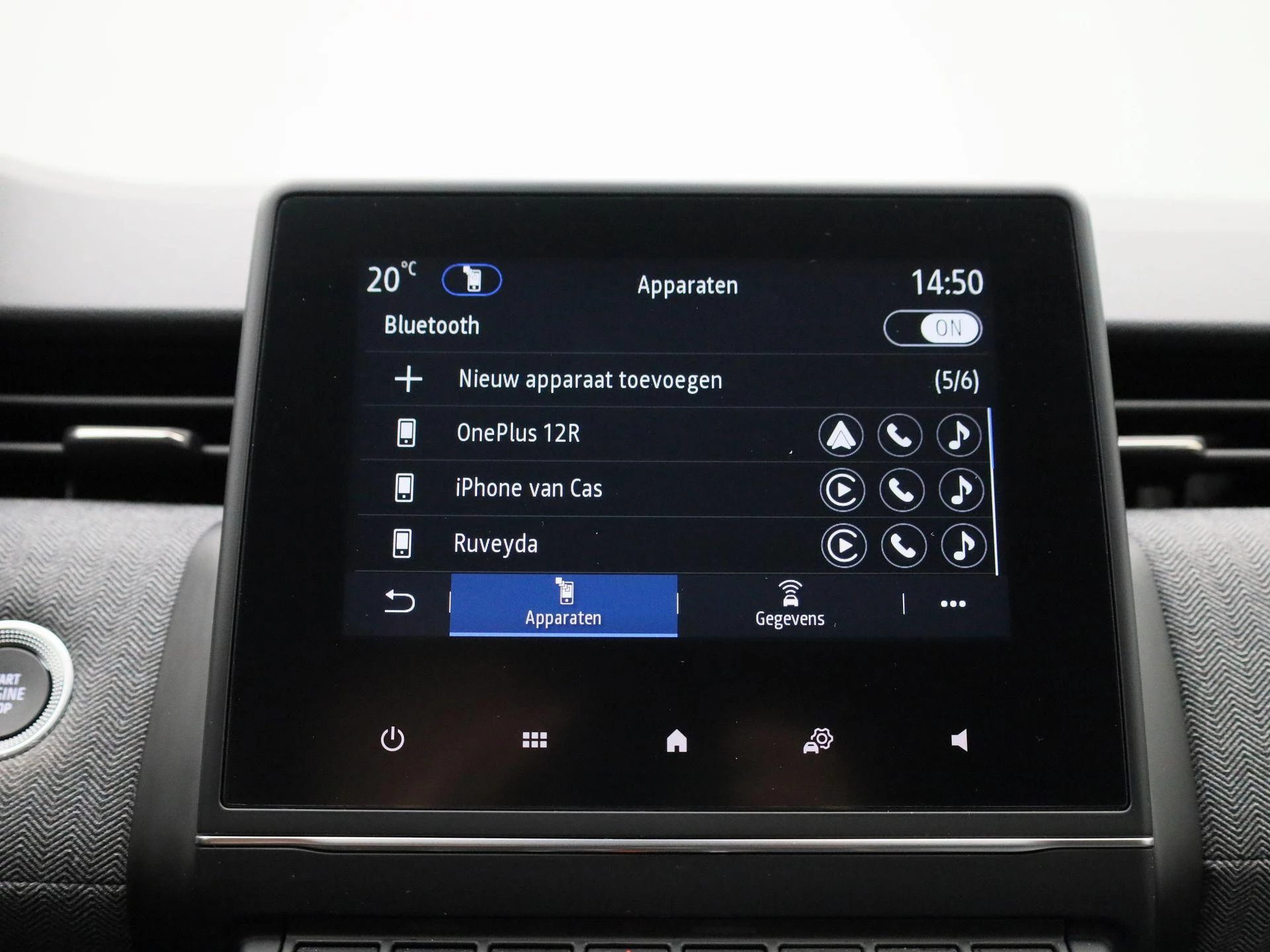 Renault-Clio-image-22