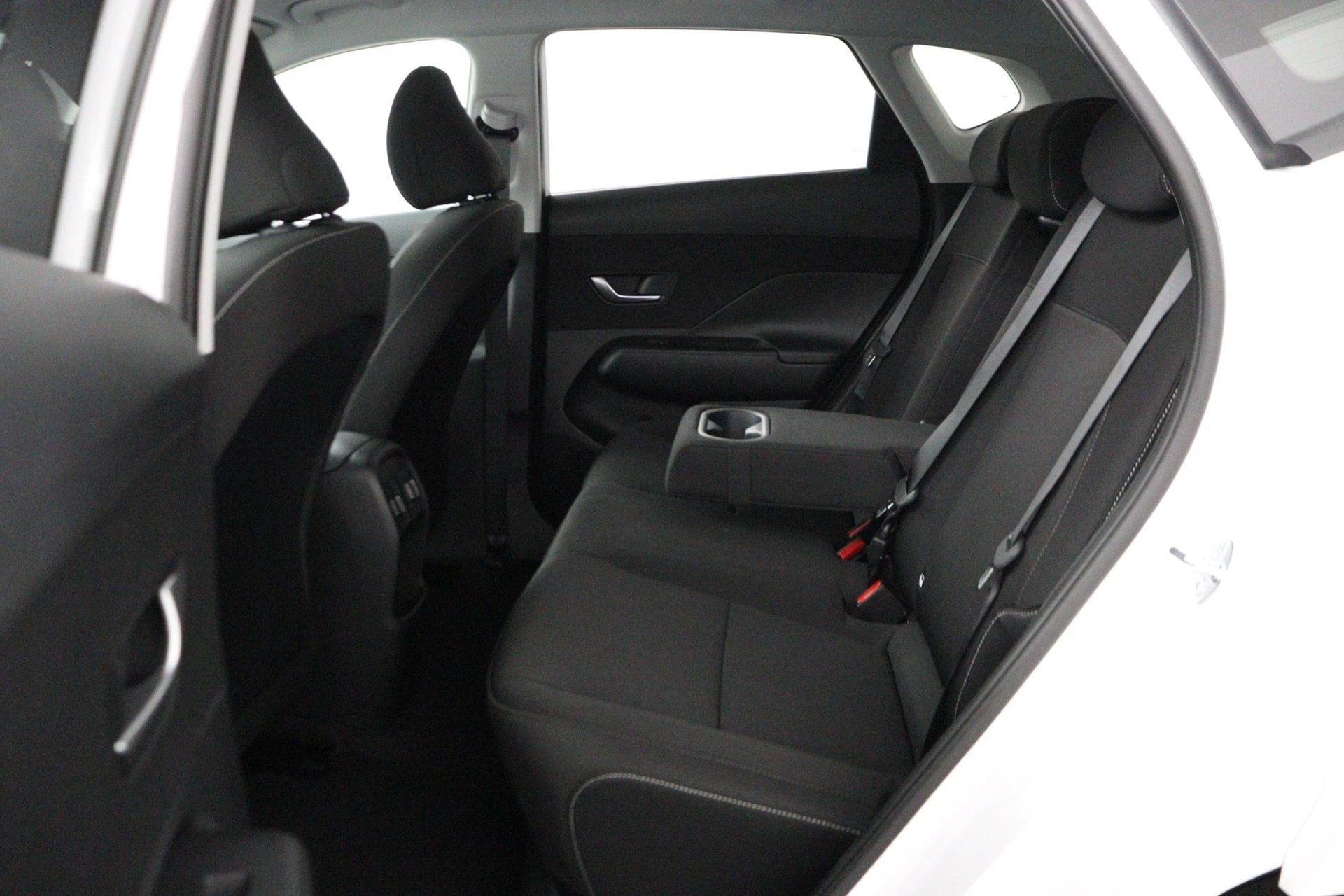 Hyundai-Kona-image-38