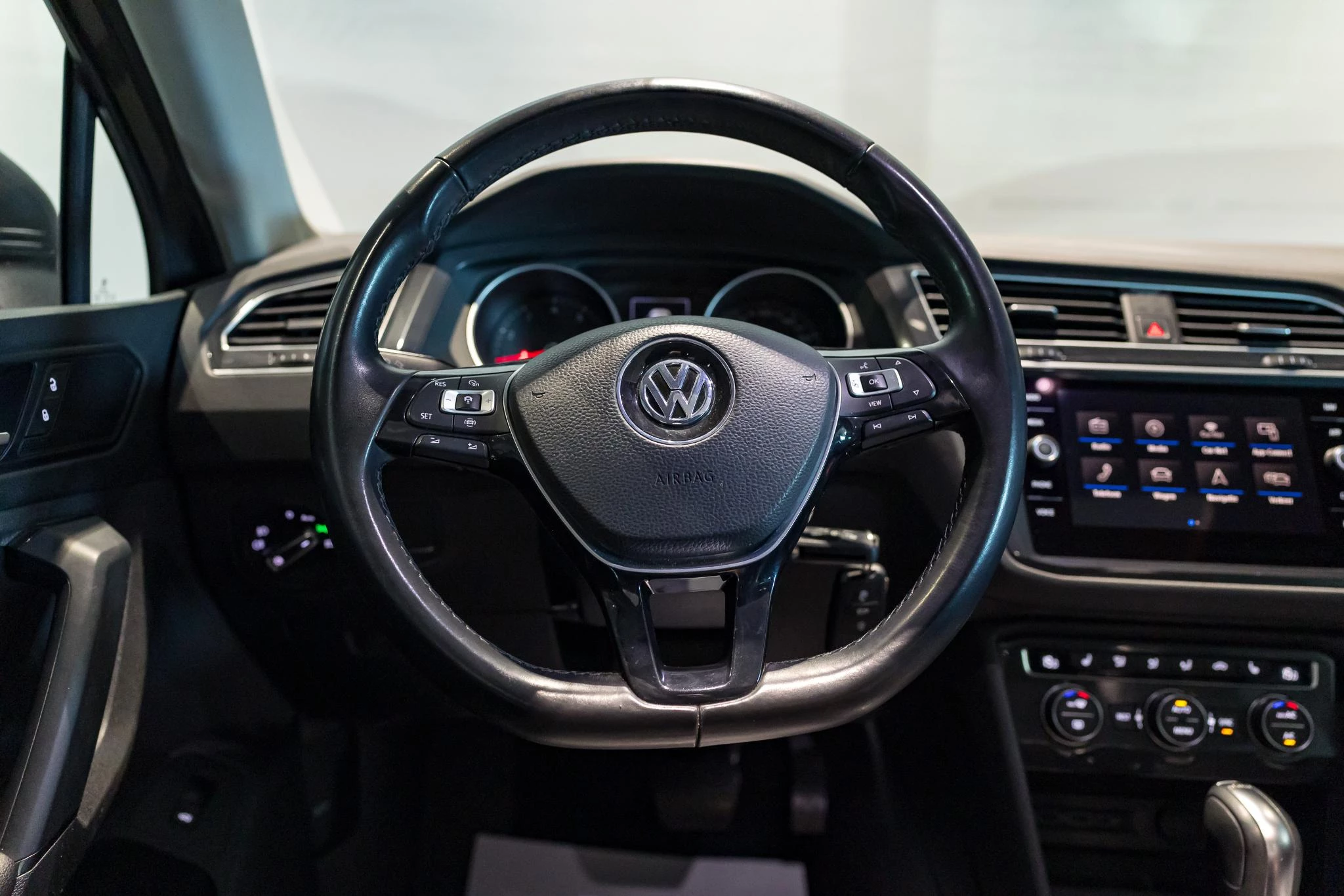 Volkswagen Tiguan 1.5 TSI DSG | Pano Dak | Carplay | ACC | Zetelverw