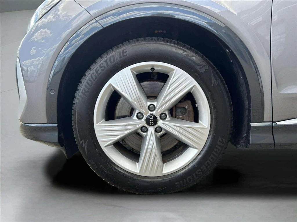 Audi-Q4 e-tron-image-8