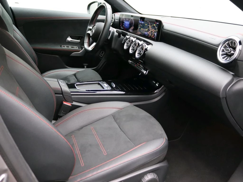 Mercedes-Benz CLA 250 e Star Edition
