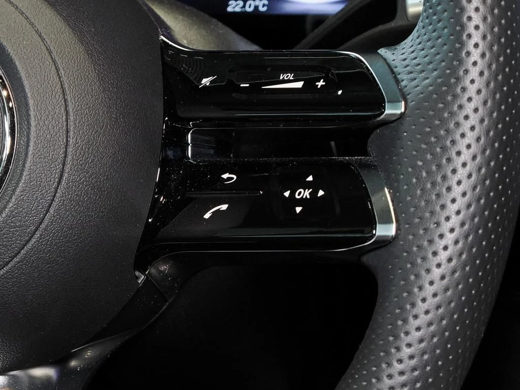 Mercedes-Benz-CLA 250+-image-10
