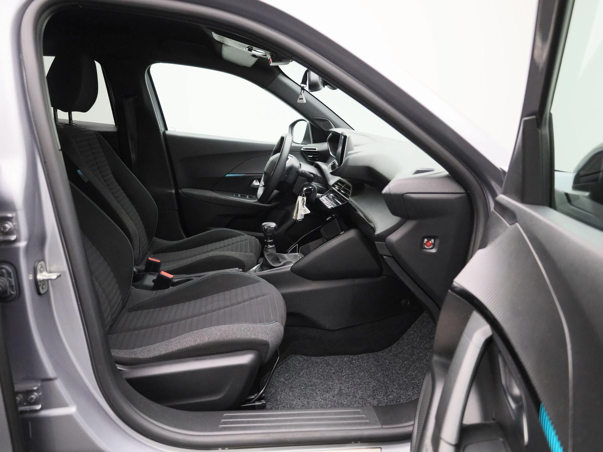 Peugeot-2008-image-31