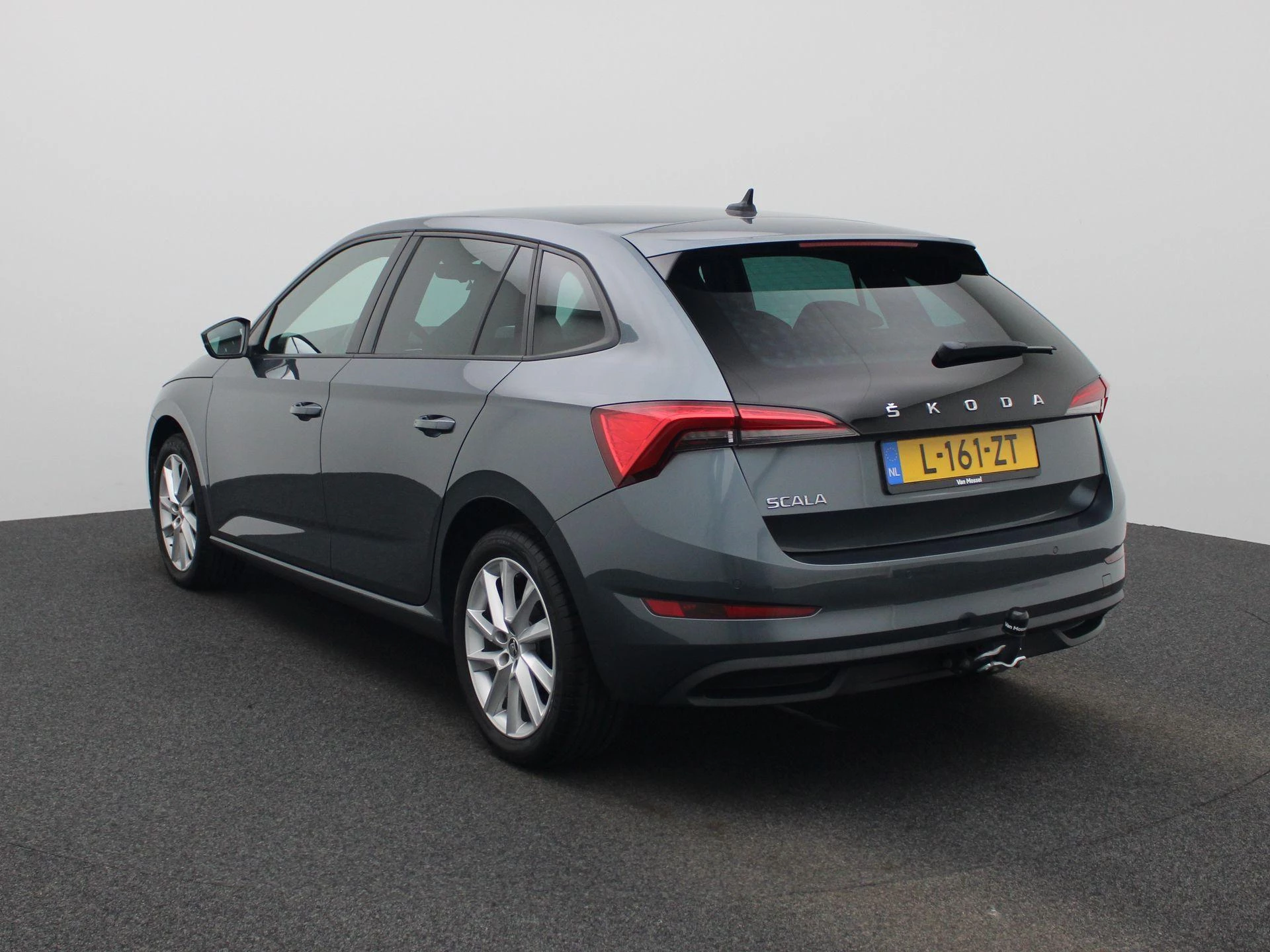 Škoda-Scala-image-1