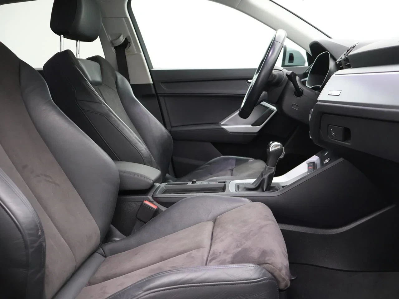 Audi-Q3-image-22