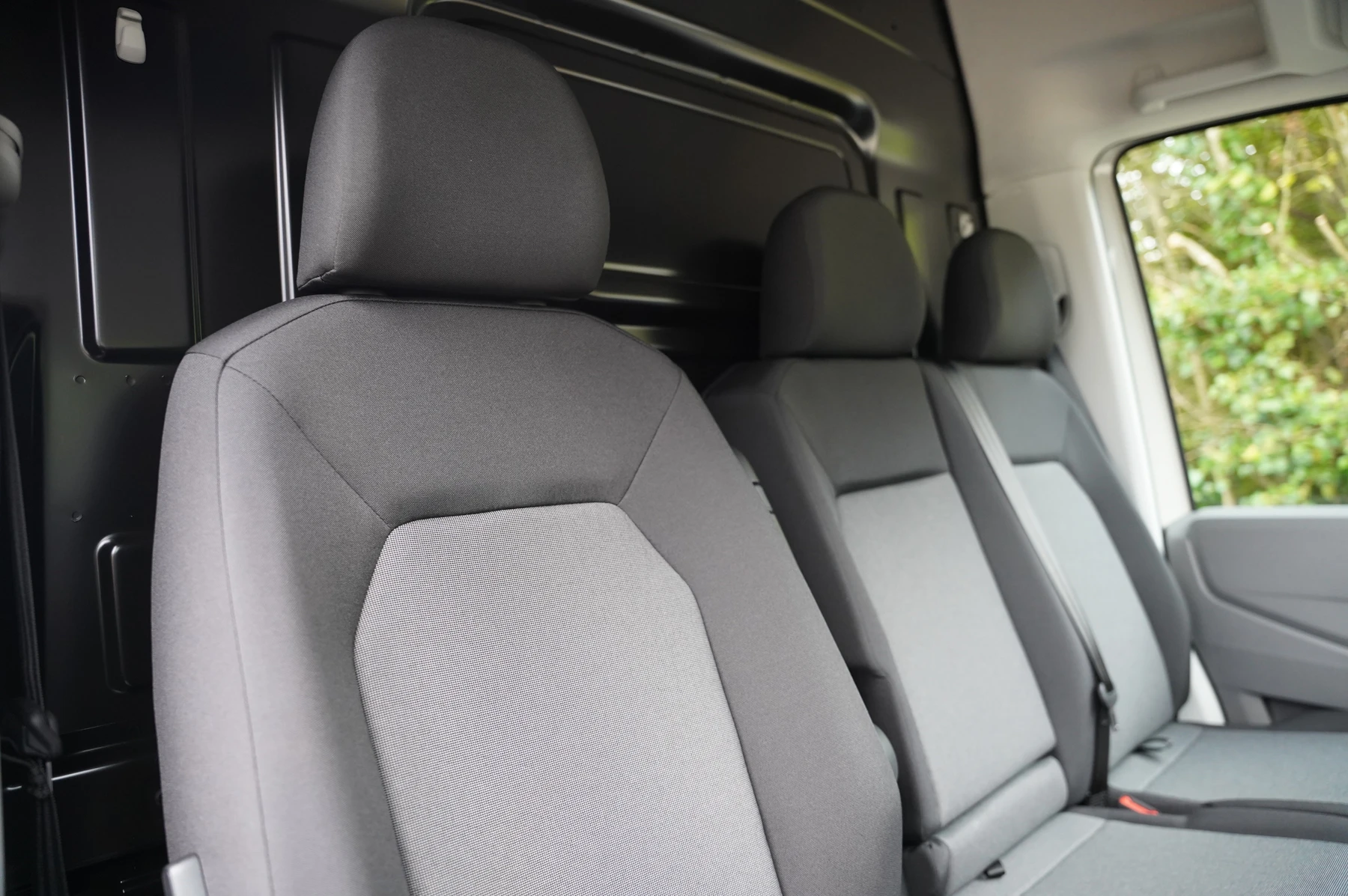 Volkswagen-Crafter-image-7