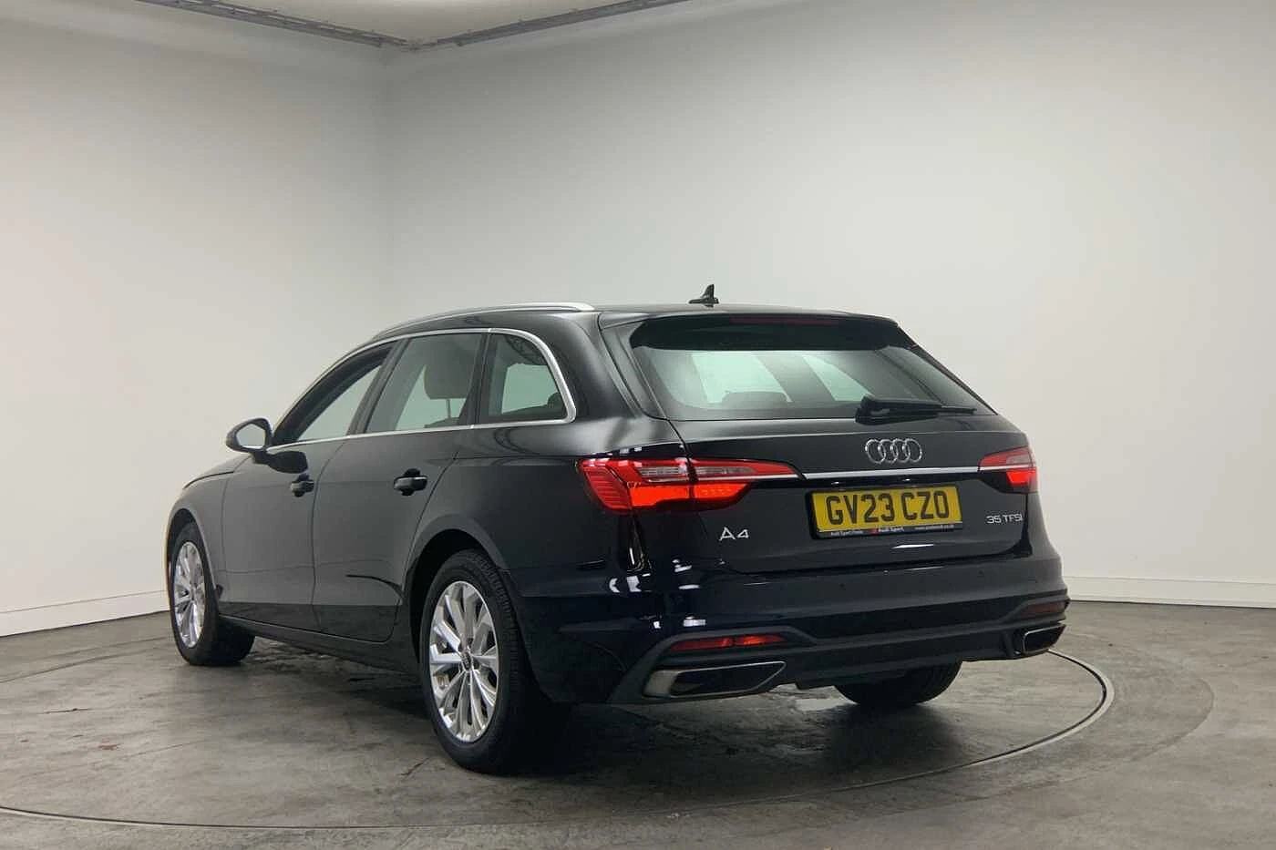 Audi-A4-image-2