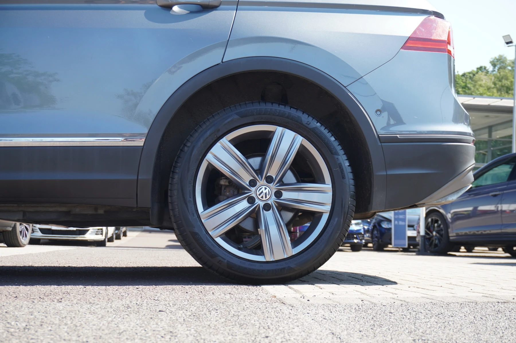 Volkswagen-Tiguan Allspace-image-24