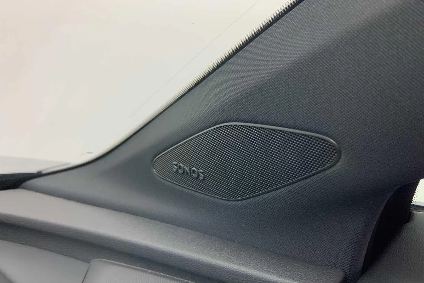 Audi-Q4 e-tron-image-14