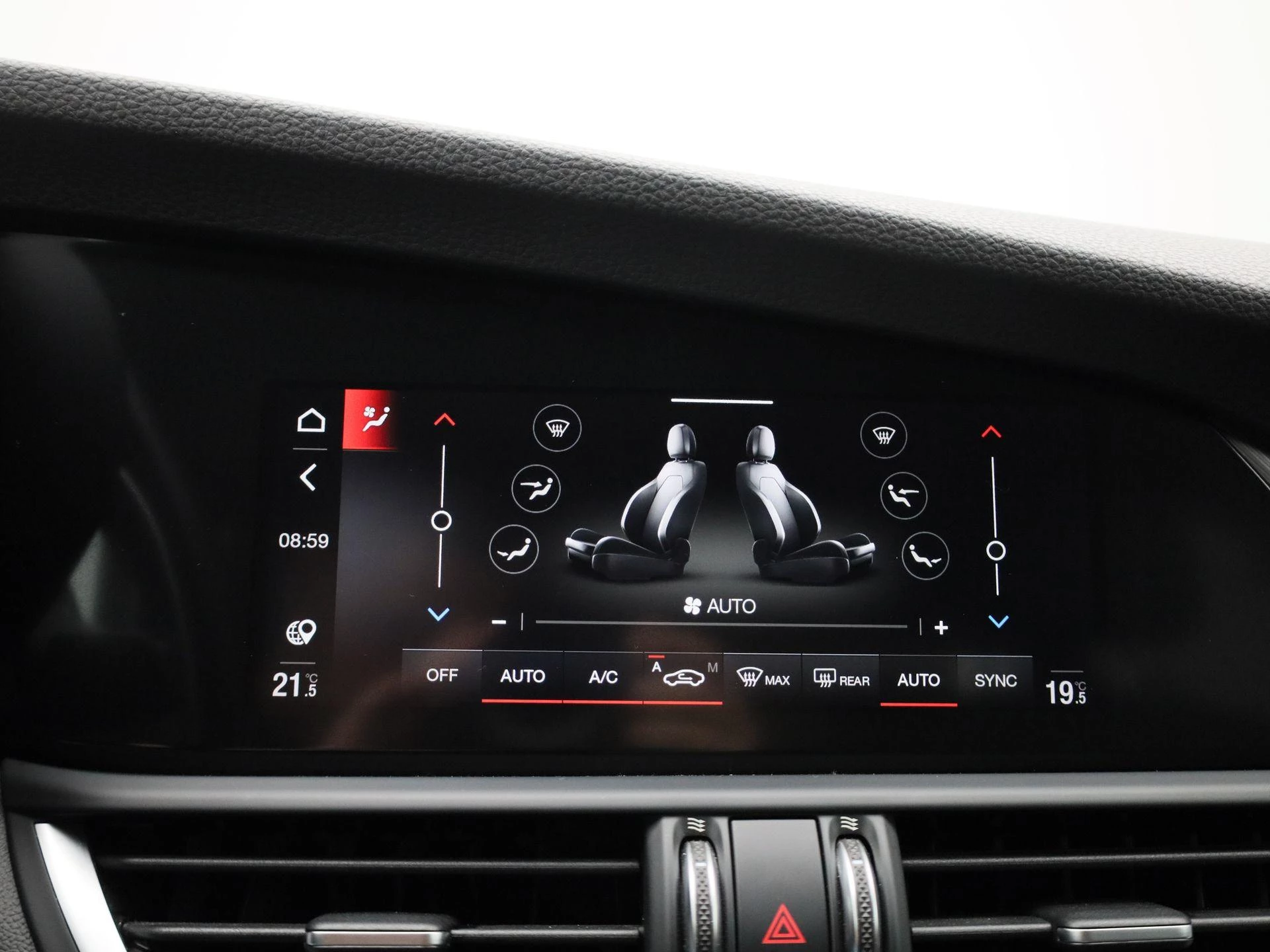 Alfa Romeo Giulia 2.0 TB 200 Sprint AUTO