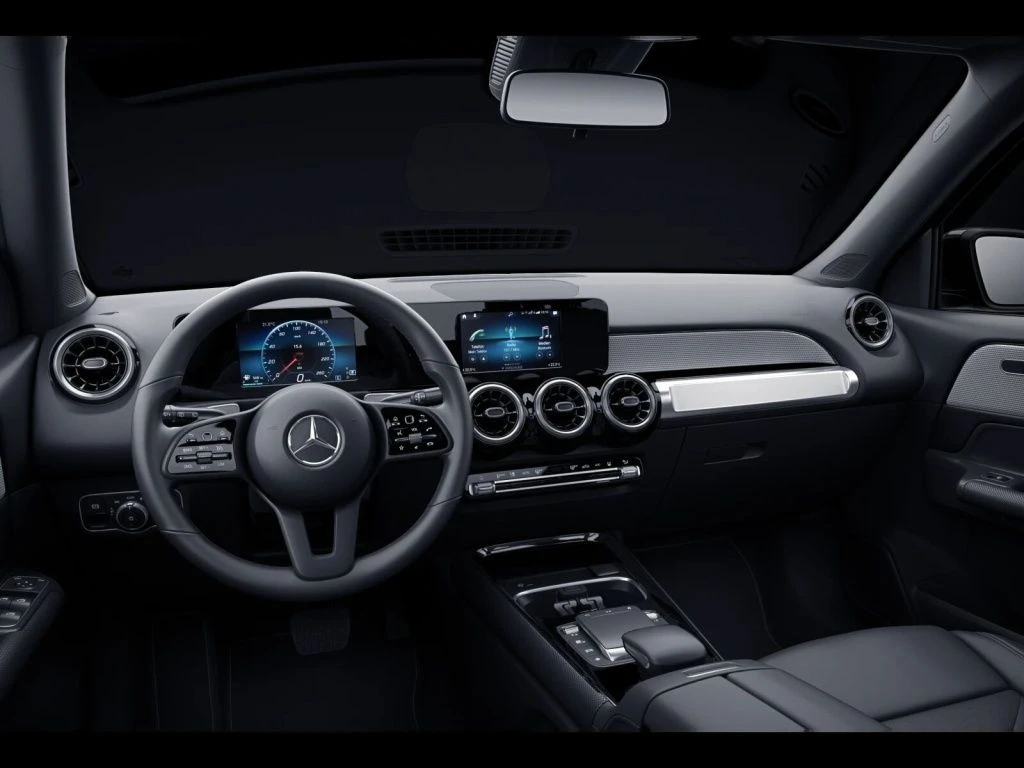 Mercedes-Benz-GLB 200 d-image-9