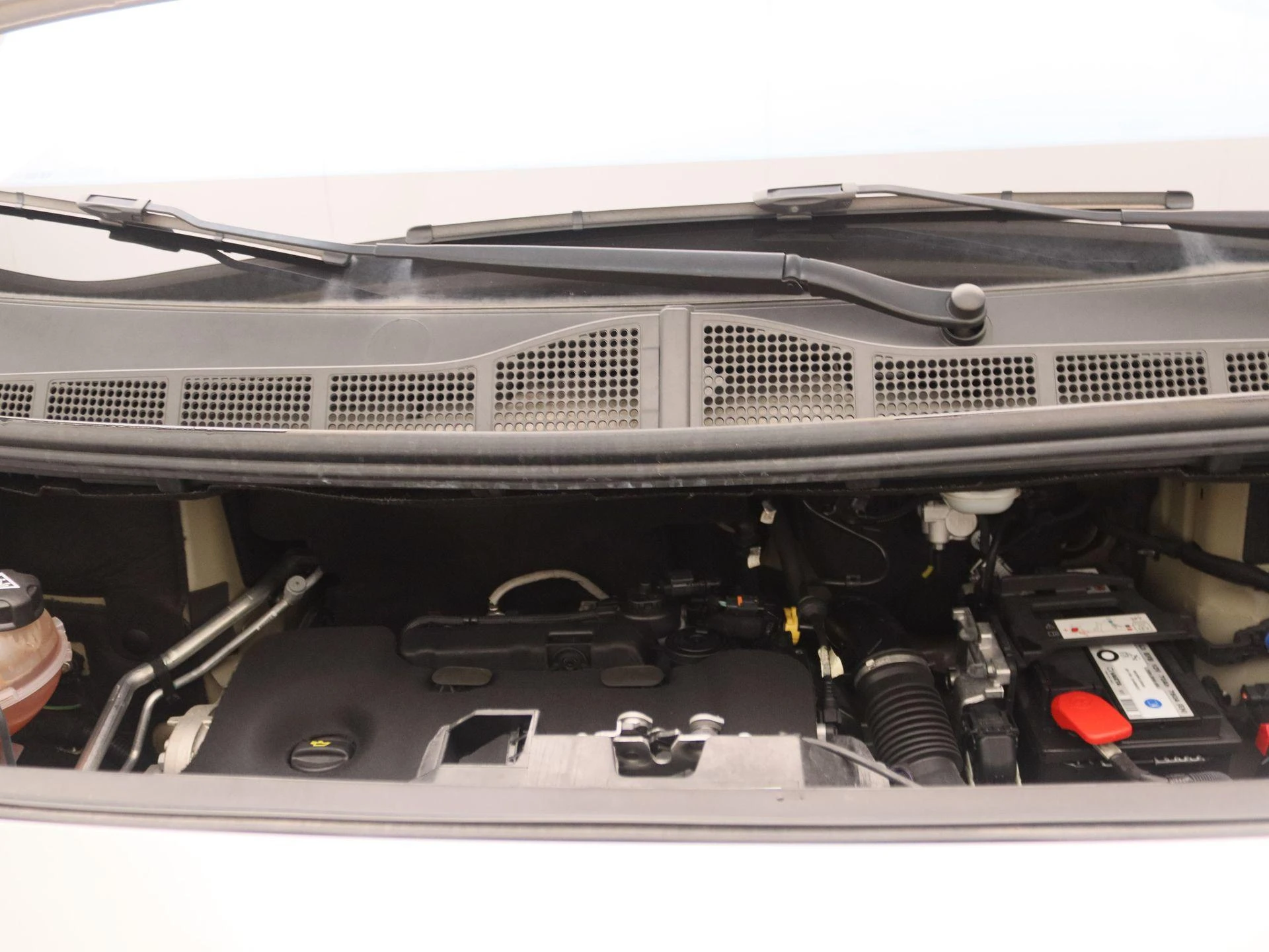 Opel-Vivaro-image-22