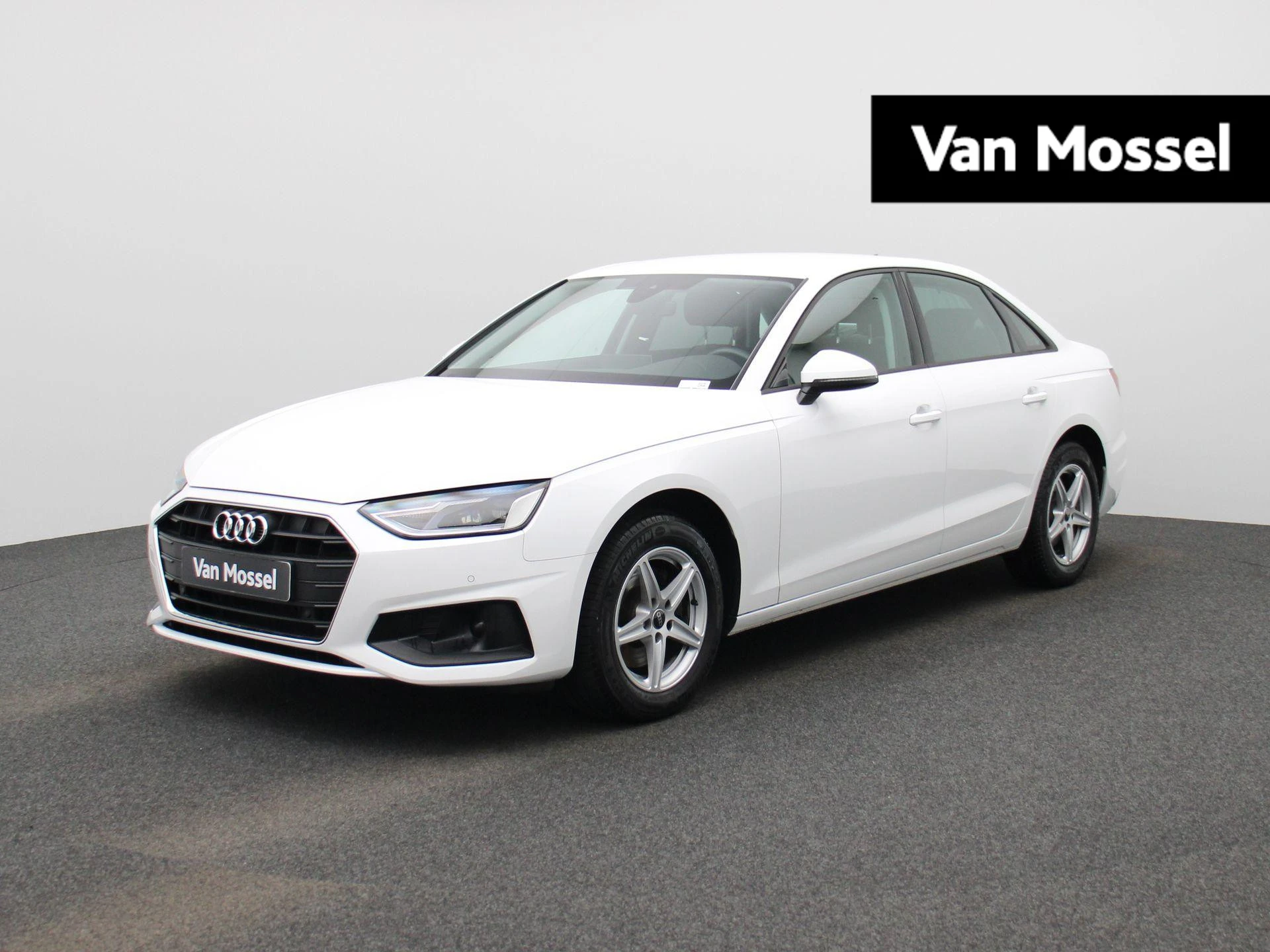 Audi-A4-image-0