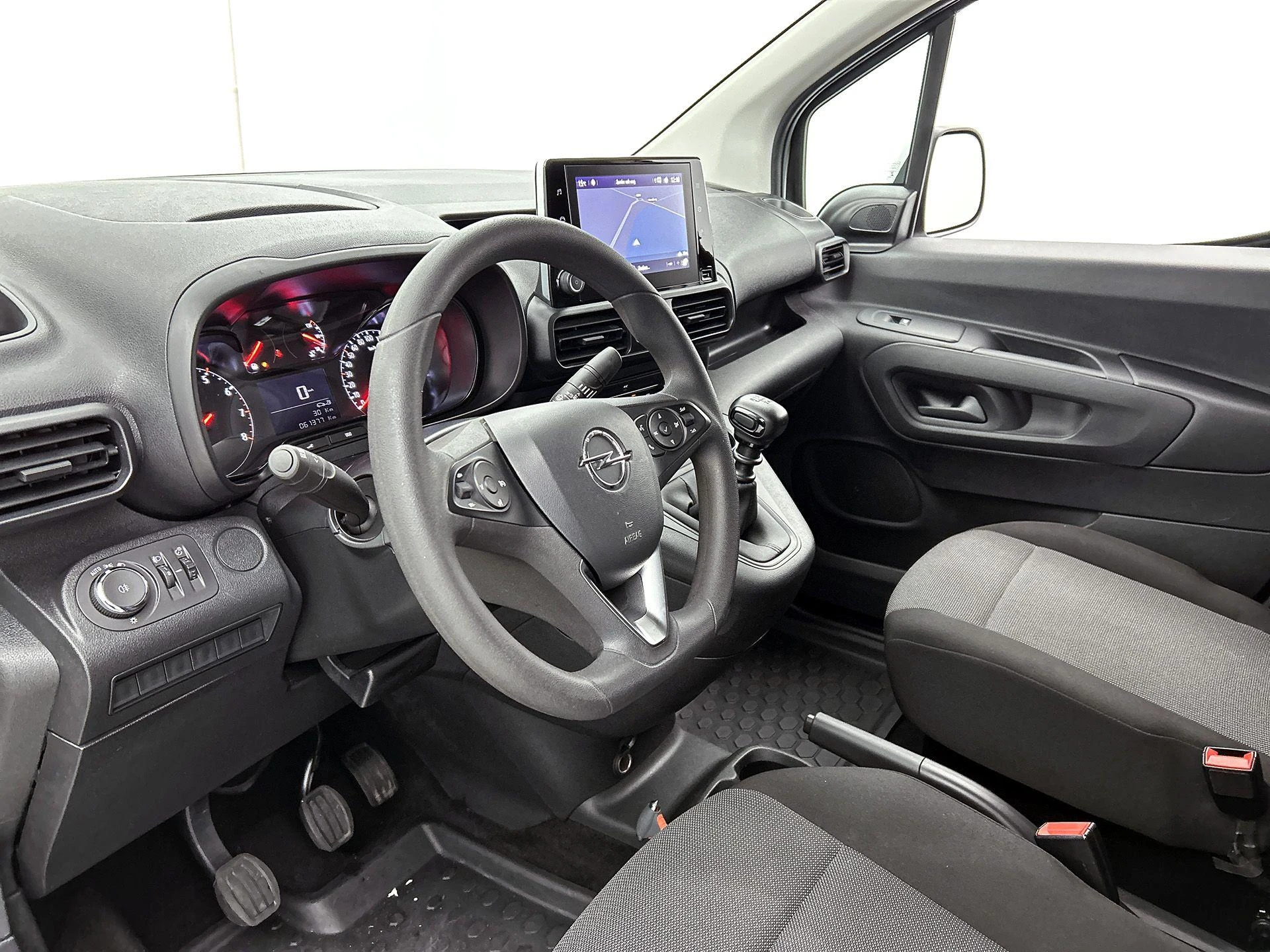 Opel-Combo-image-11