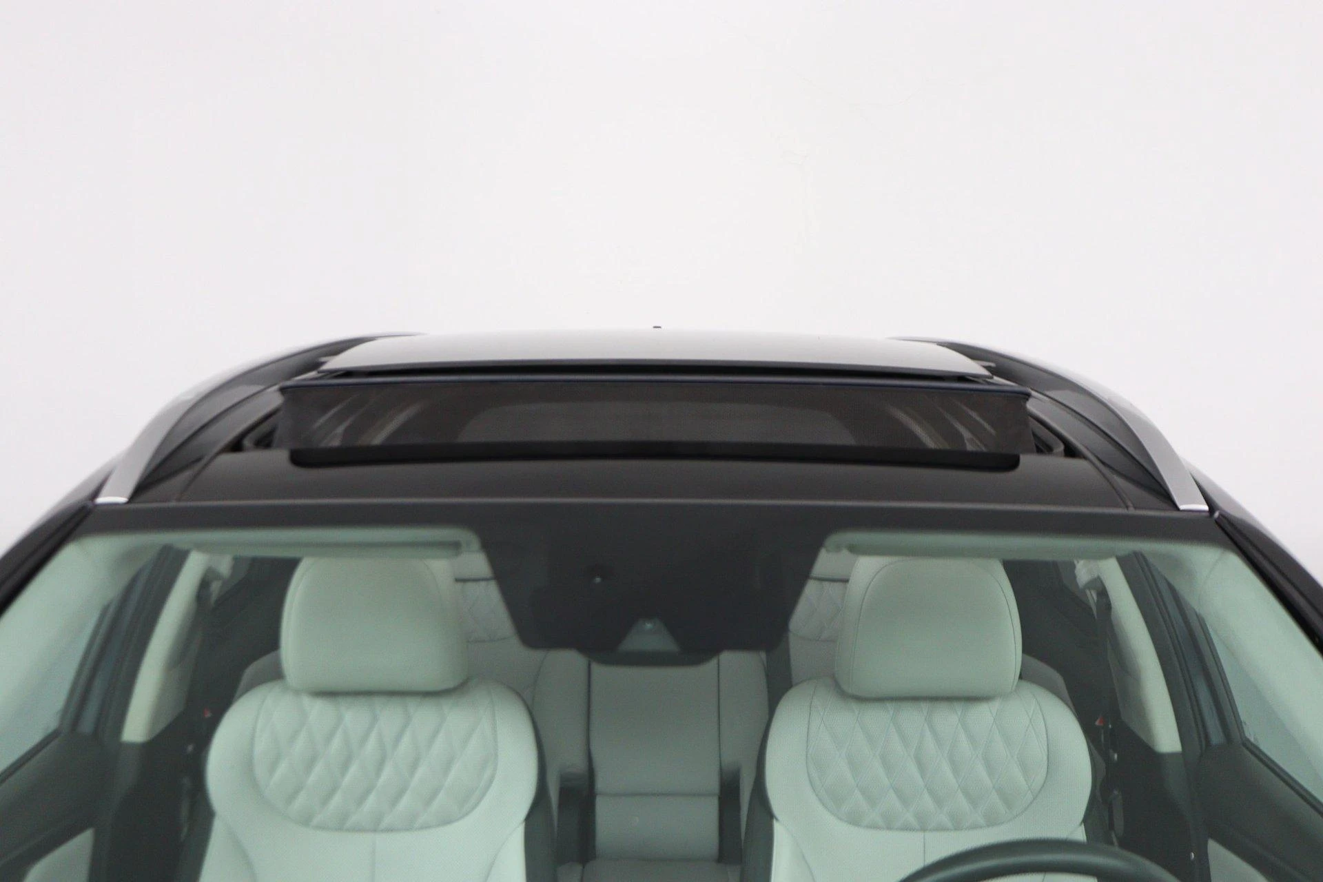 Hyundai-Santa Fe-image-36