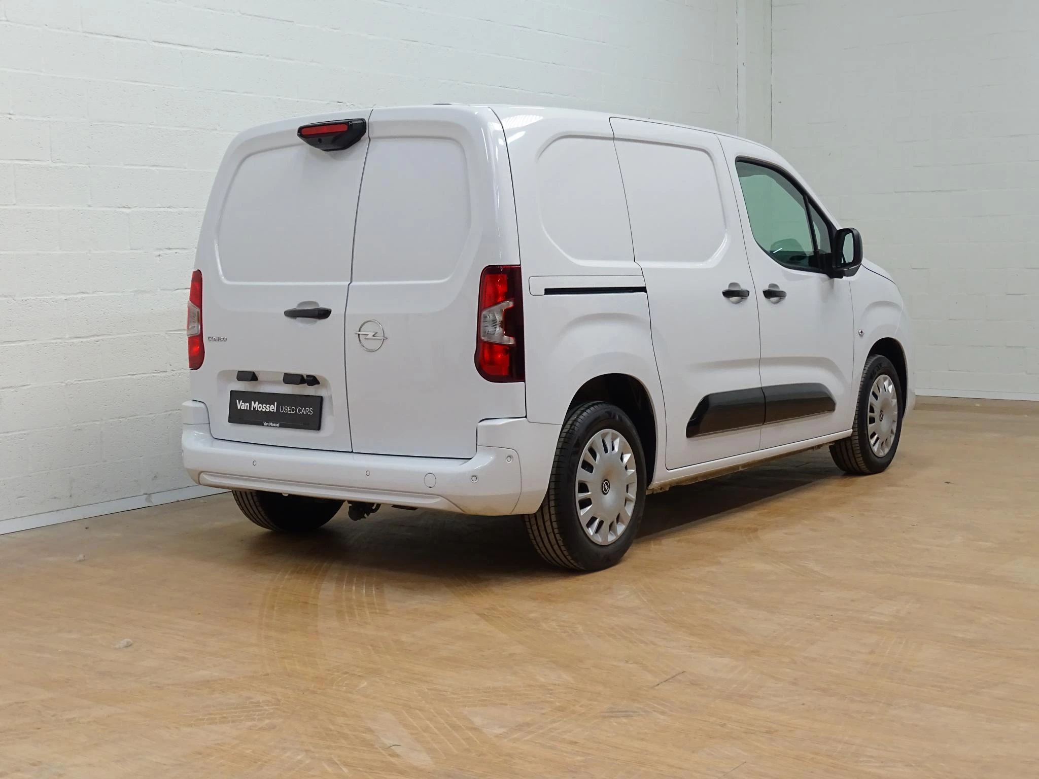 Opel Combo L1H1 Light 1.5 Turbo D 130 S/S MT6