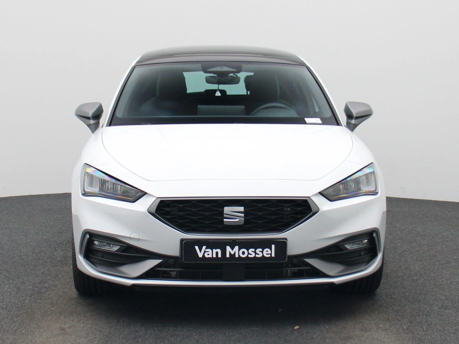 SEAT Leon 1.5 TSI e-Hybrid FR Business