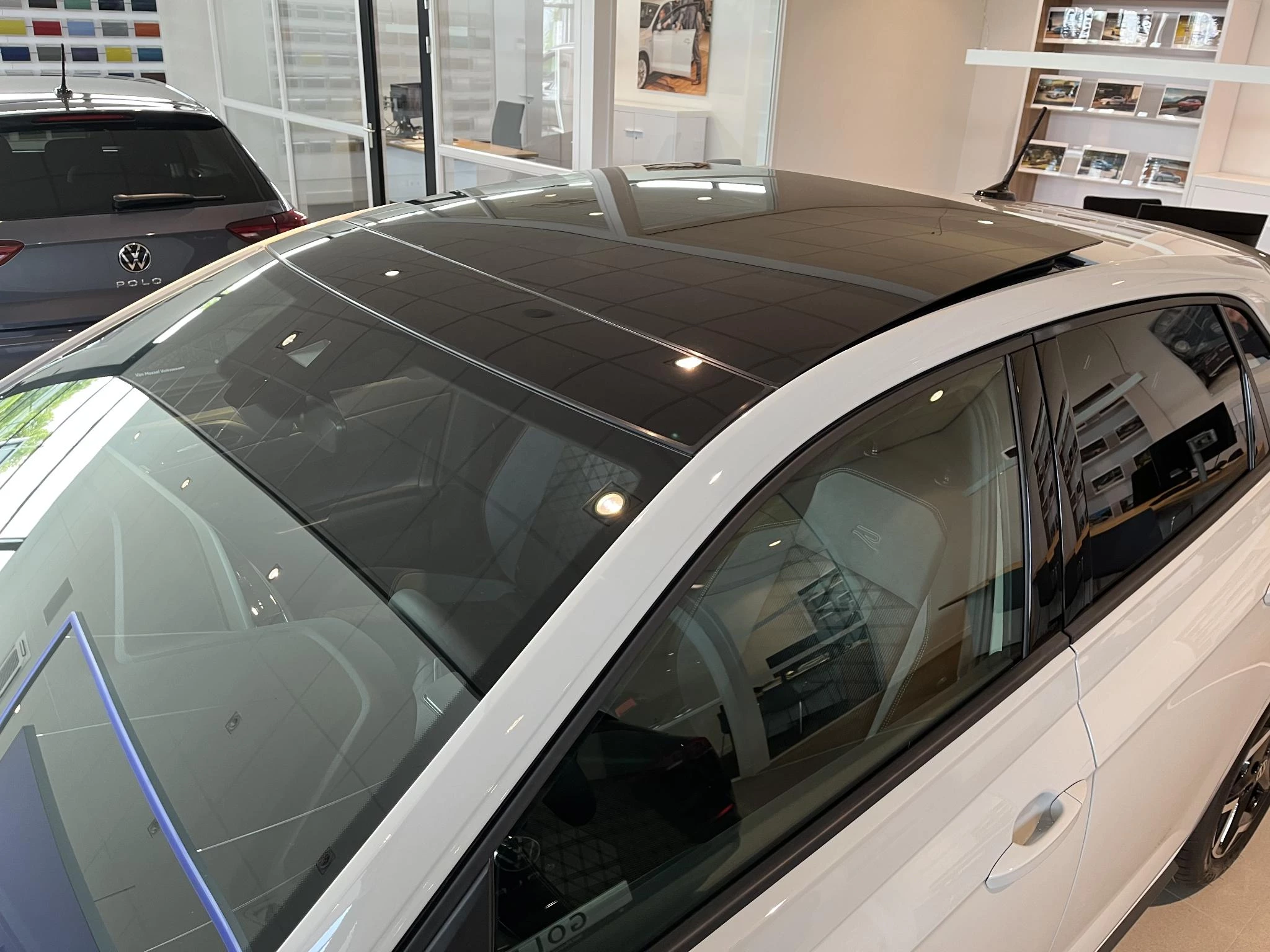 Volkswagen-Polo-image-7