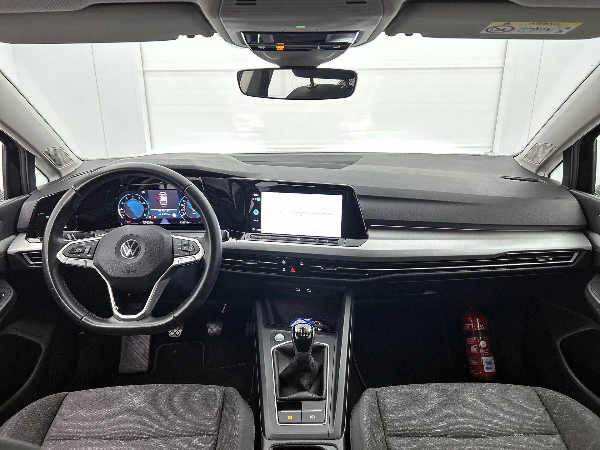 Volkswagen-Golf-image-18