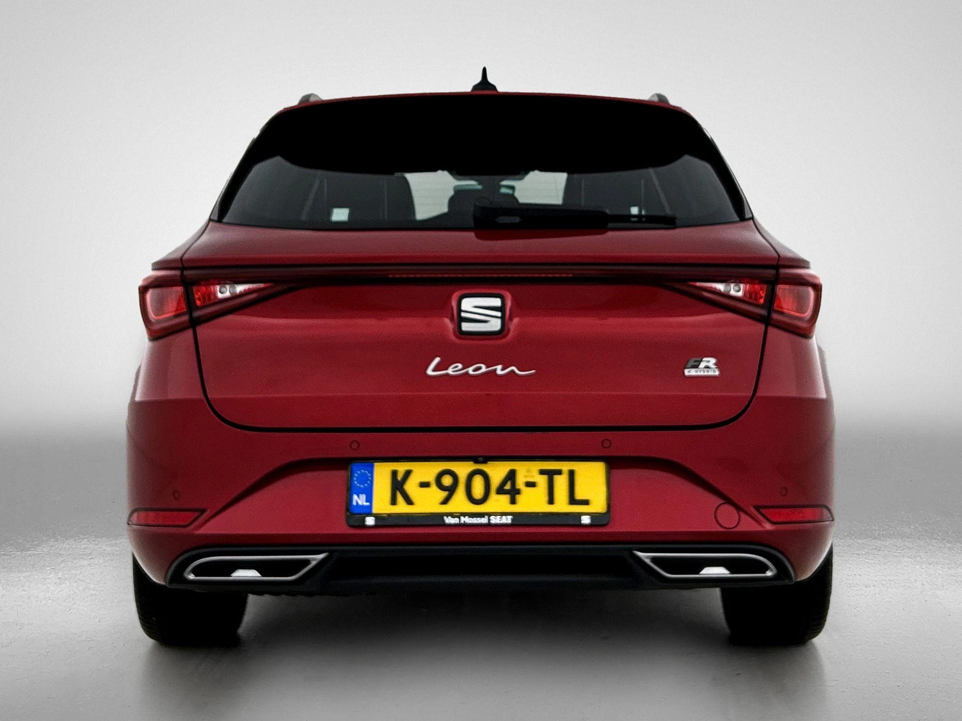 SEAT-Leon-image-2