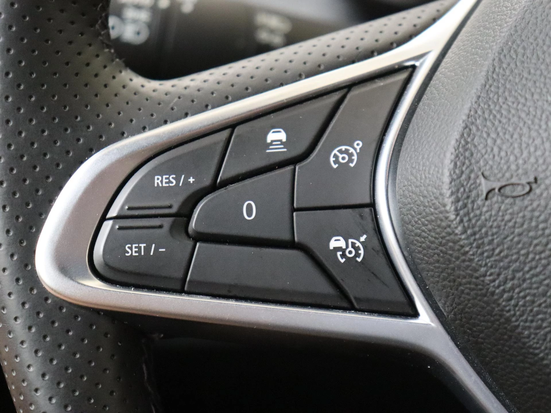 Renault Clio 1.6 E-Tech Full Hybrid 145 techno