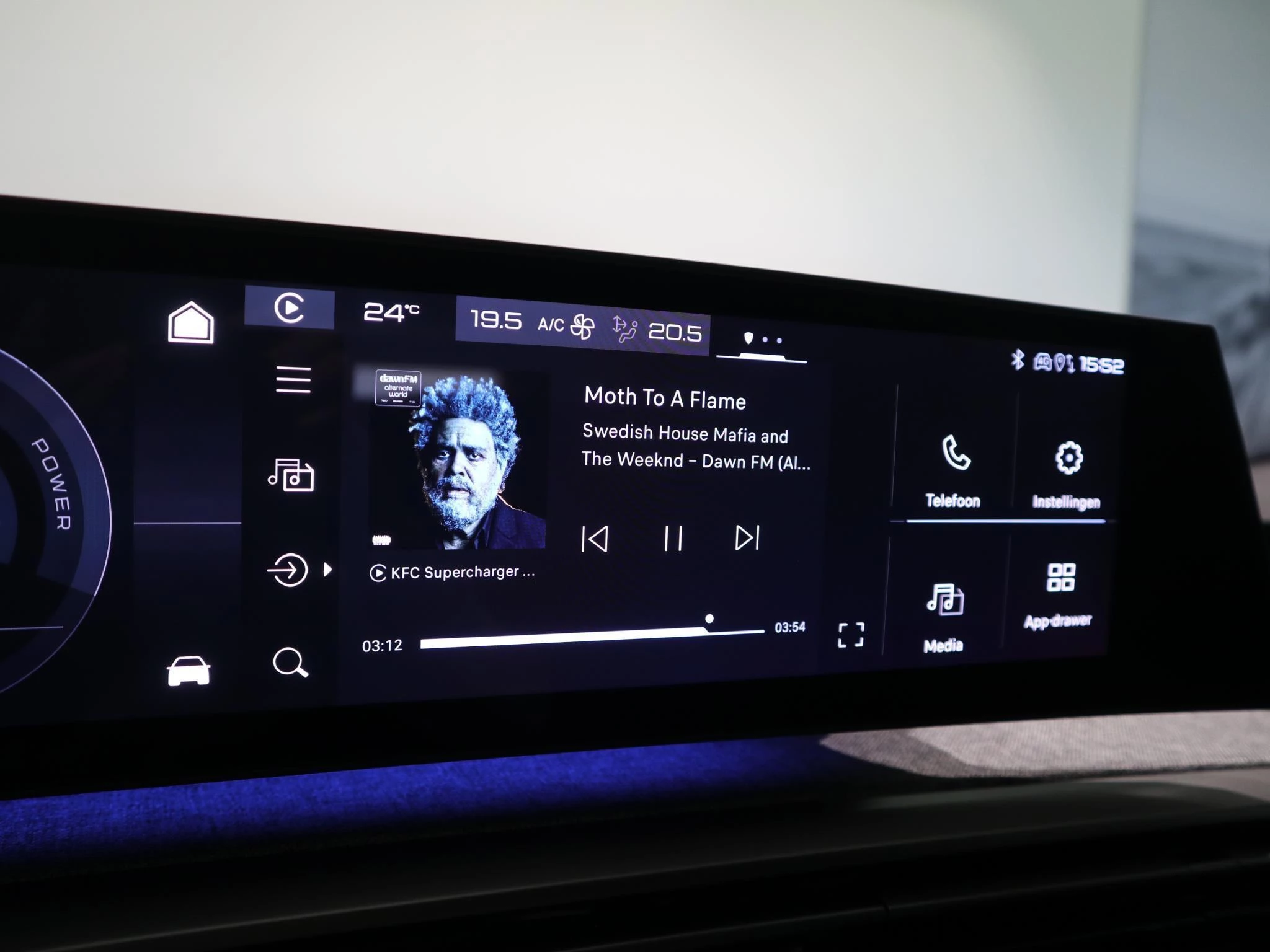 Peugeot-e-3008-image-16