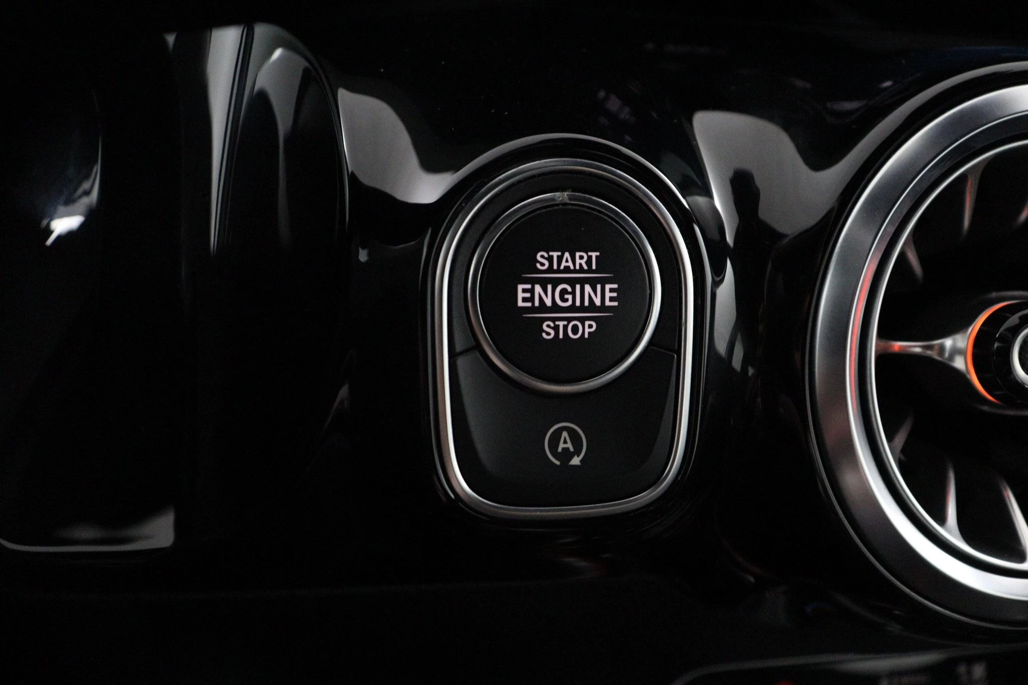 Mercedes-Benz-B-Klasse-image-55