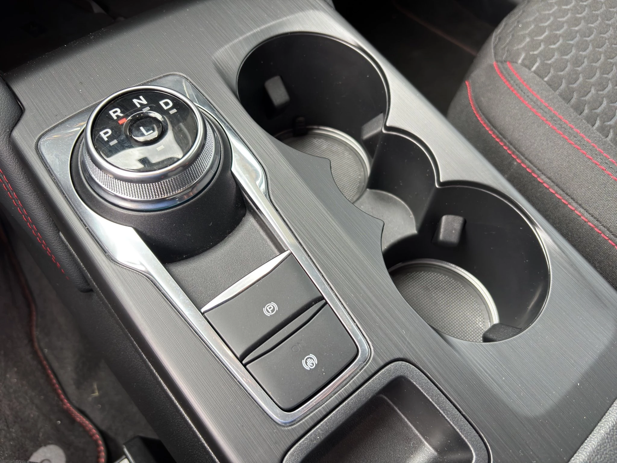 Ford Kuga ST-Line Aut.*KAM*LED-MATRIX*NAVI*GRA*WINTER-PKT.