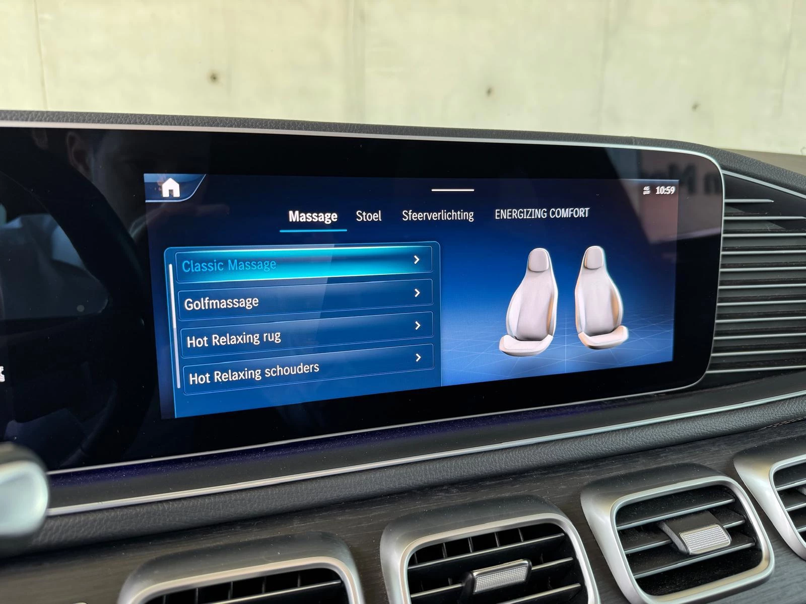 Mercedes-Benz-GLE-image-17