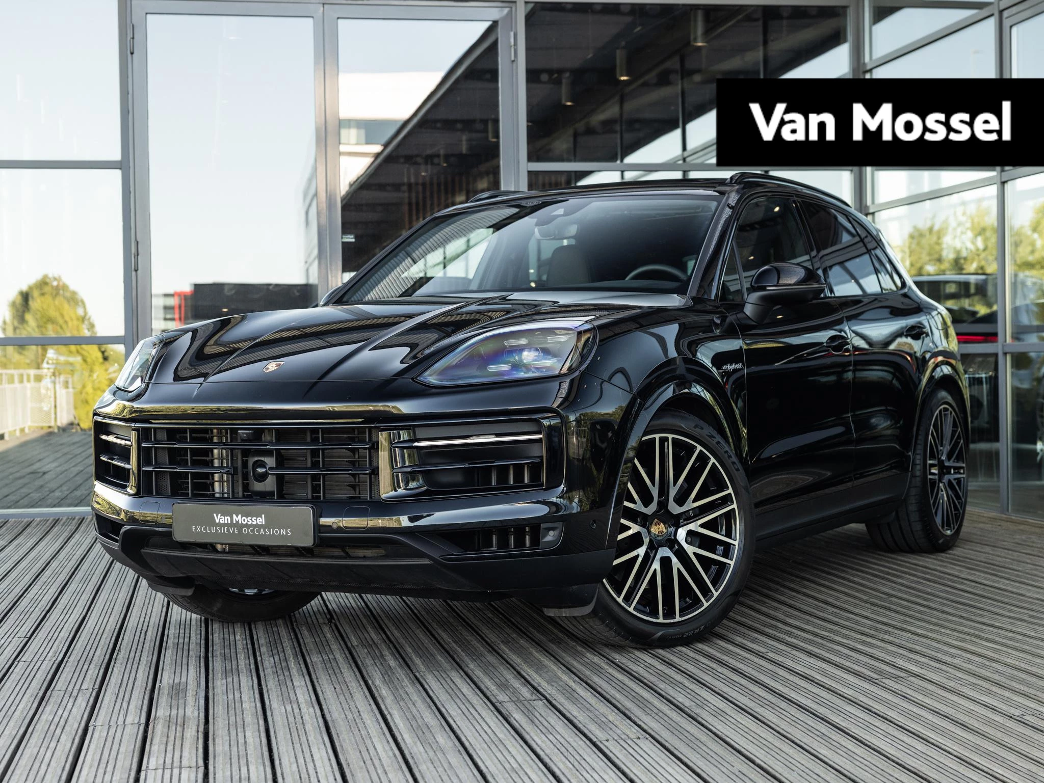 Porsche-Cayenne-image-0