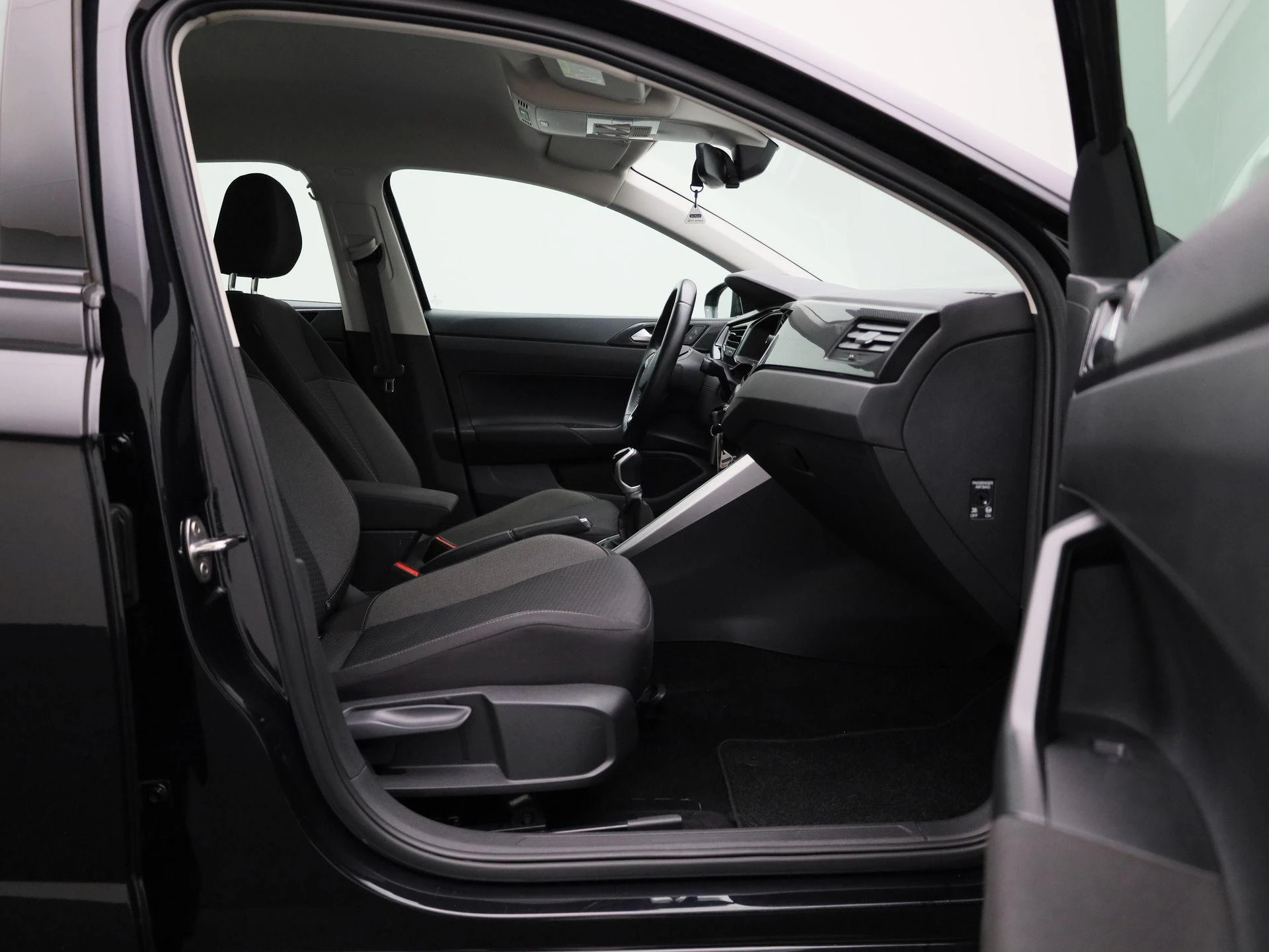 Volkswagen Polo 1.0 TSI Life Business