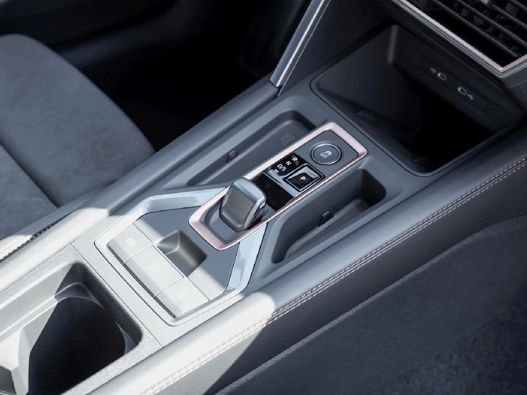 CUPRA Formentor VZ 1.5 e-Hybrid 200kW/272PS 6-Gang-DSG CAL