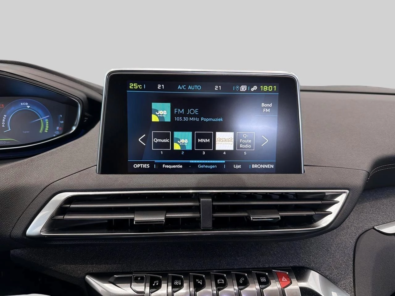 Peugeot 3008 SUV GT Line Hybrid 225 e-EAT8