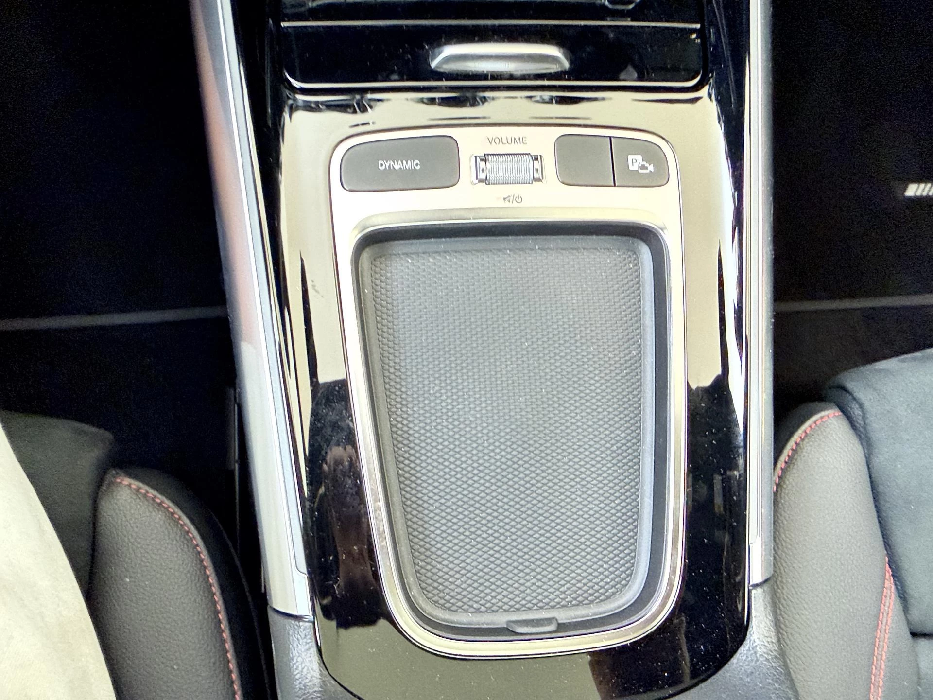 Mercedes-Benz B-Klasse 250 e Business Solution AMG