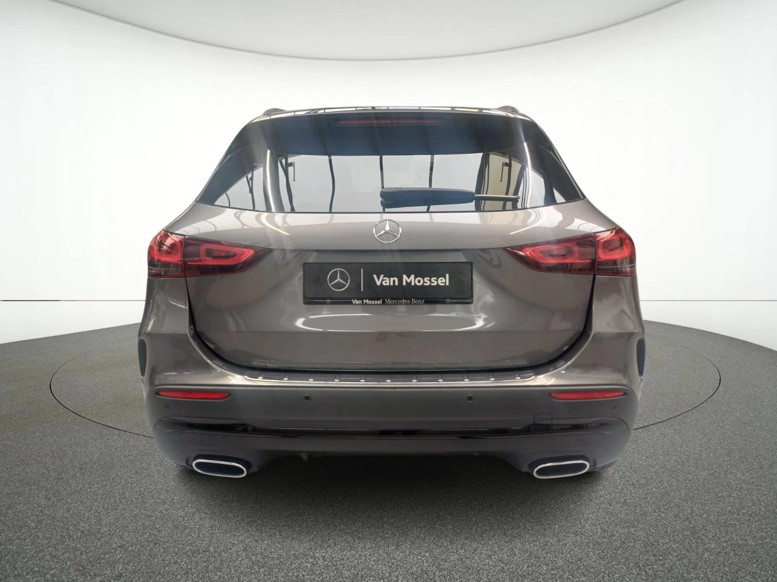 Mercedes-Benz GLA 200 d + AMG LINE + TREKHAAK + CAMERA +