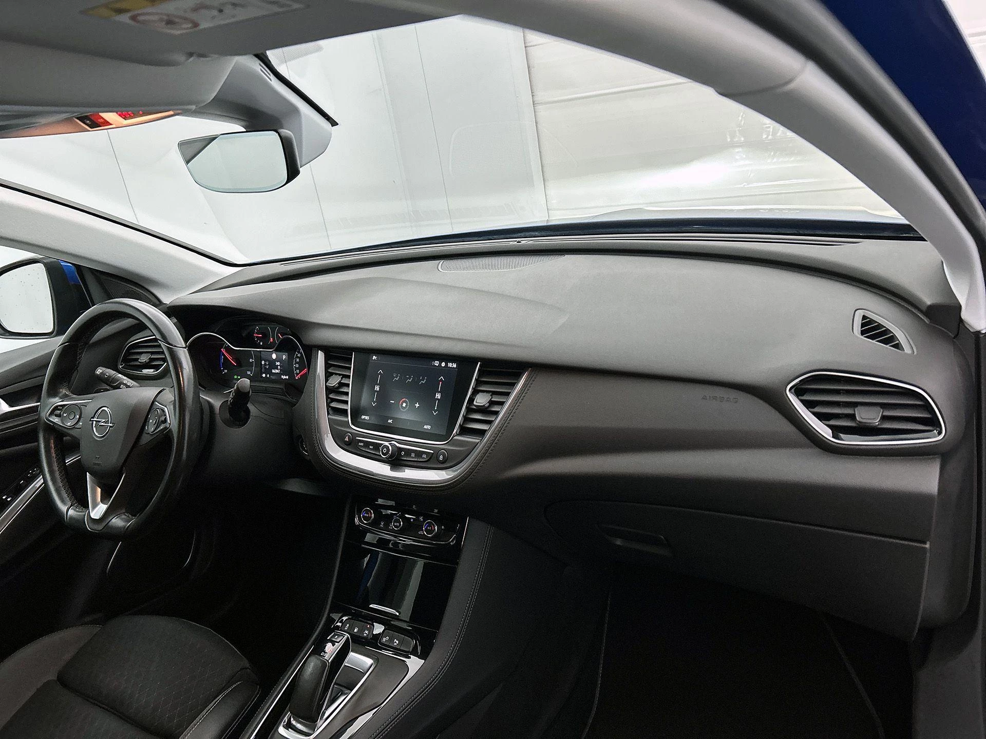 Opel-Grandland X-image-16