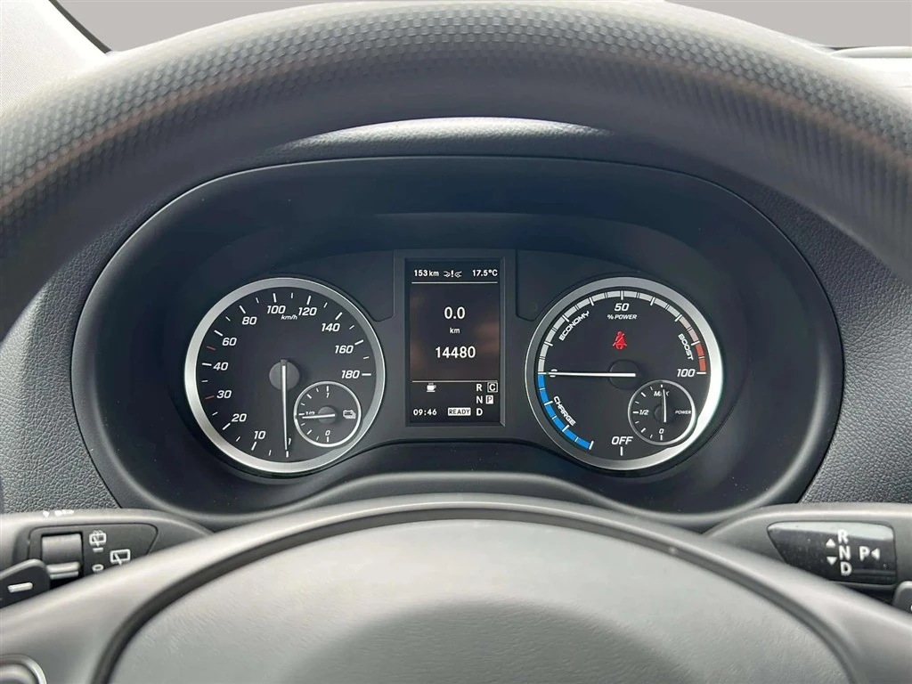 Mercedes-Benz eVito 129 A2 EL Tourer Pro 204HK Van Aut.