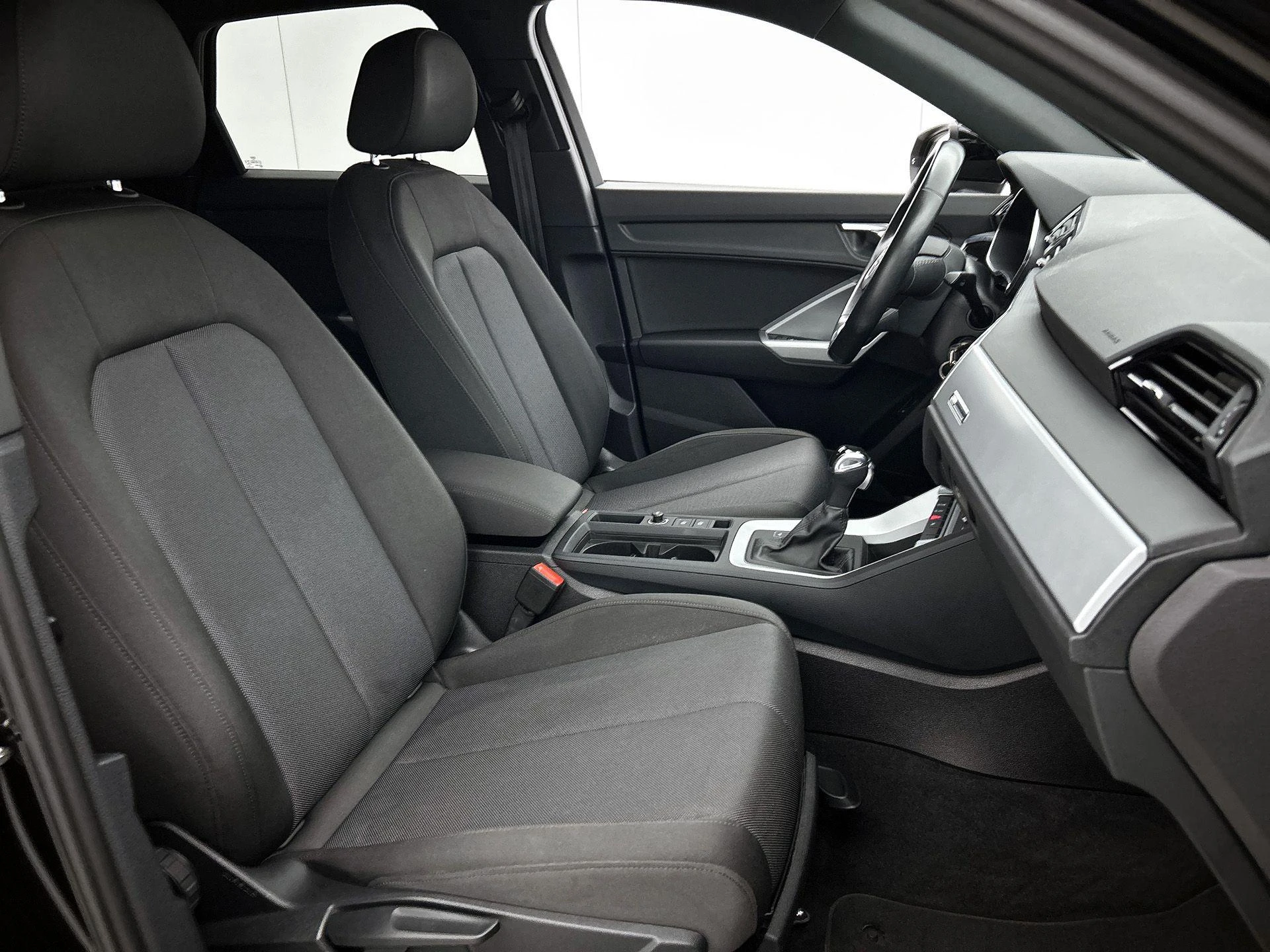 Audi-Q3-image-37