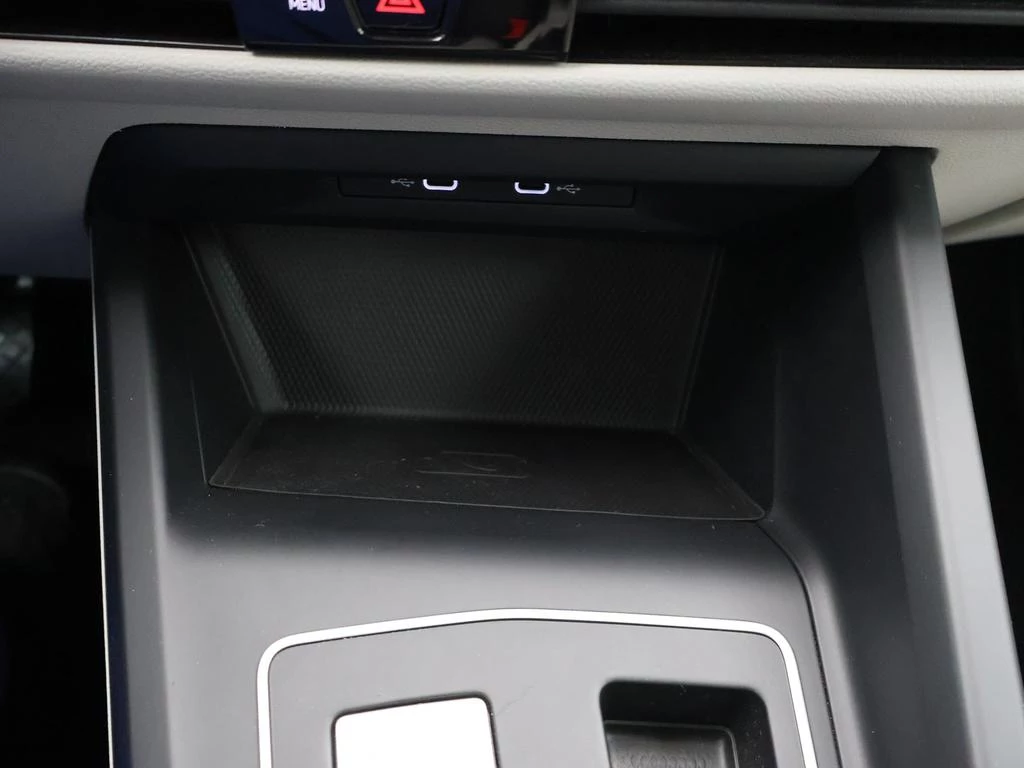 Volkswagen Golf VIII SW Golf 1.0eTSI Life 110PK *AUTOMAAT*LANE-ASSIST*ACC*PDC*APP-CONNECT*...*