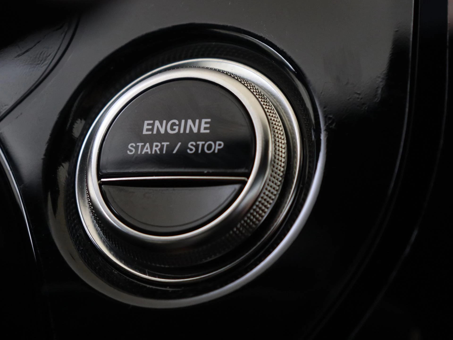 Mercedes-Benz-E-Klasse-image-21
