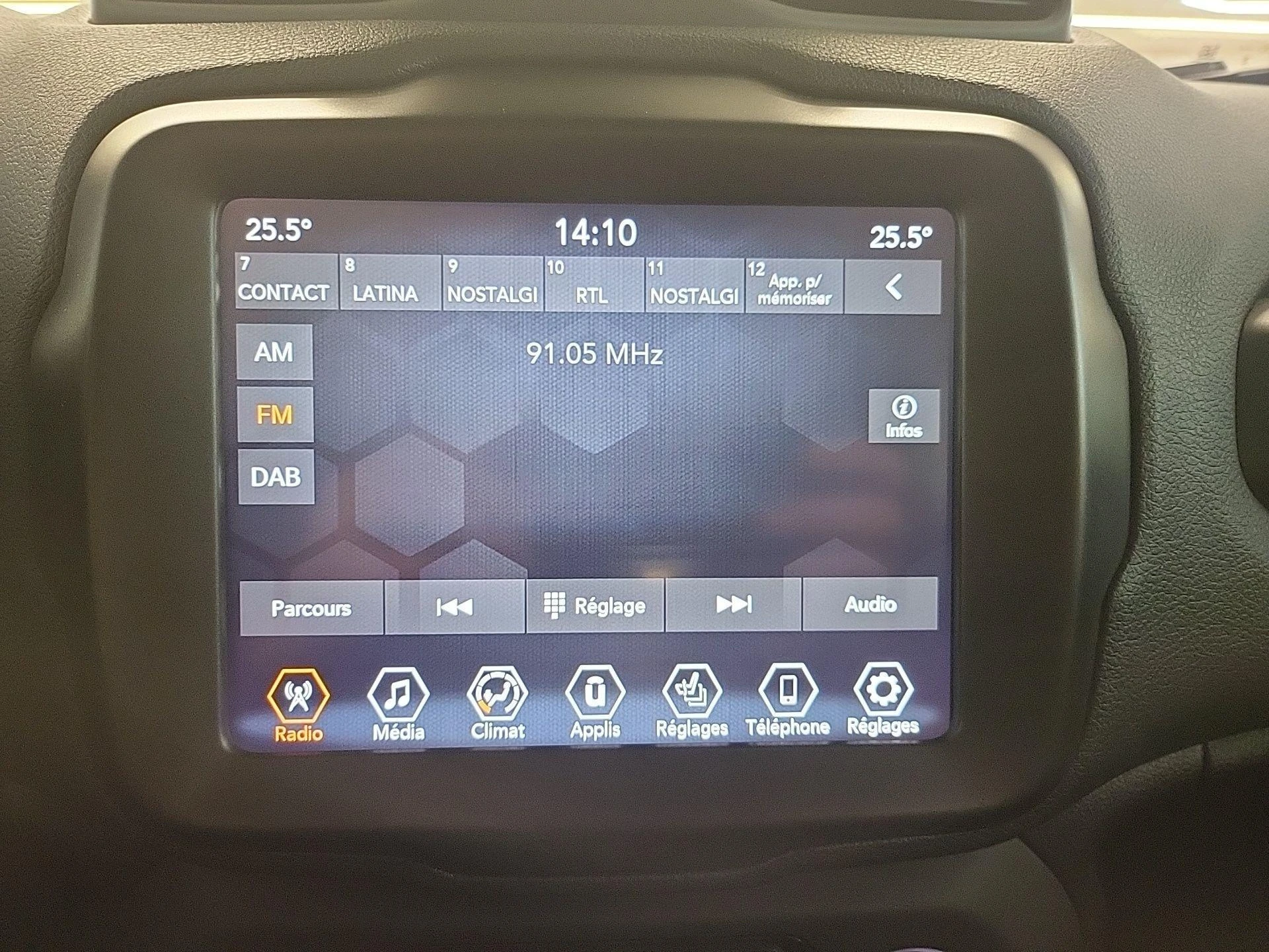 Jeep-Renegade-image-1