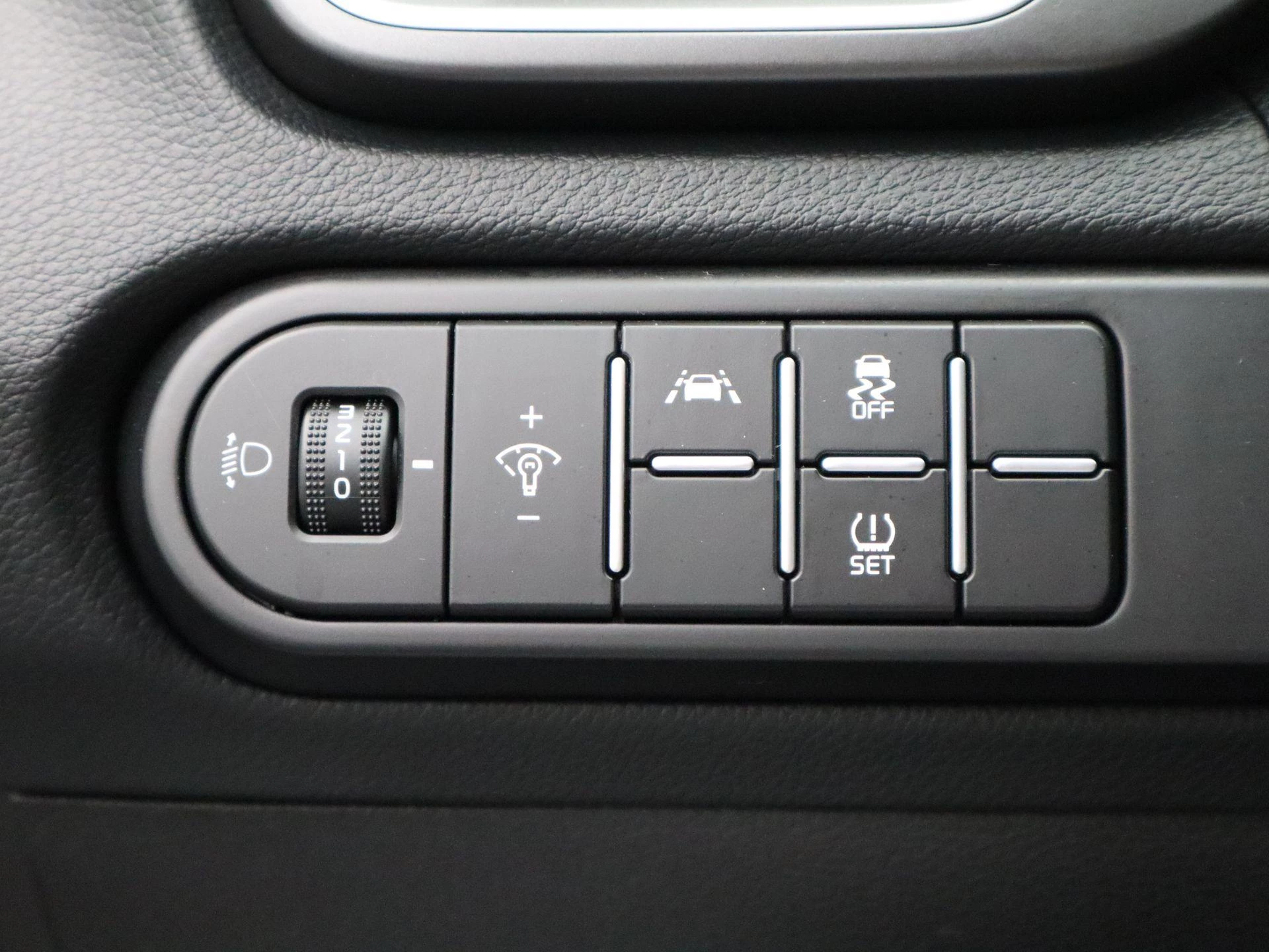 Kia-Ceed Sportswagon-image-15