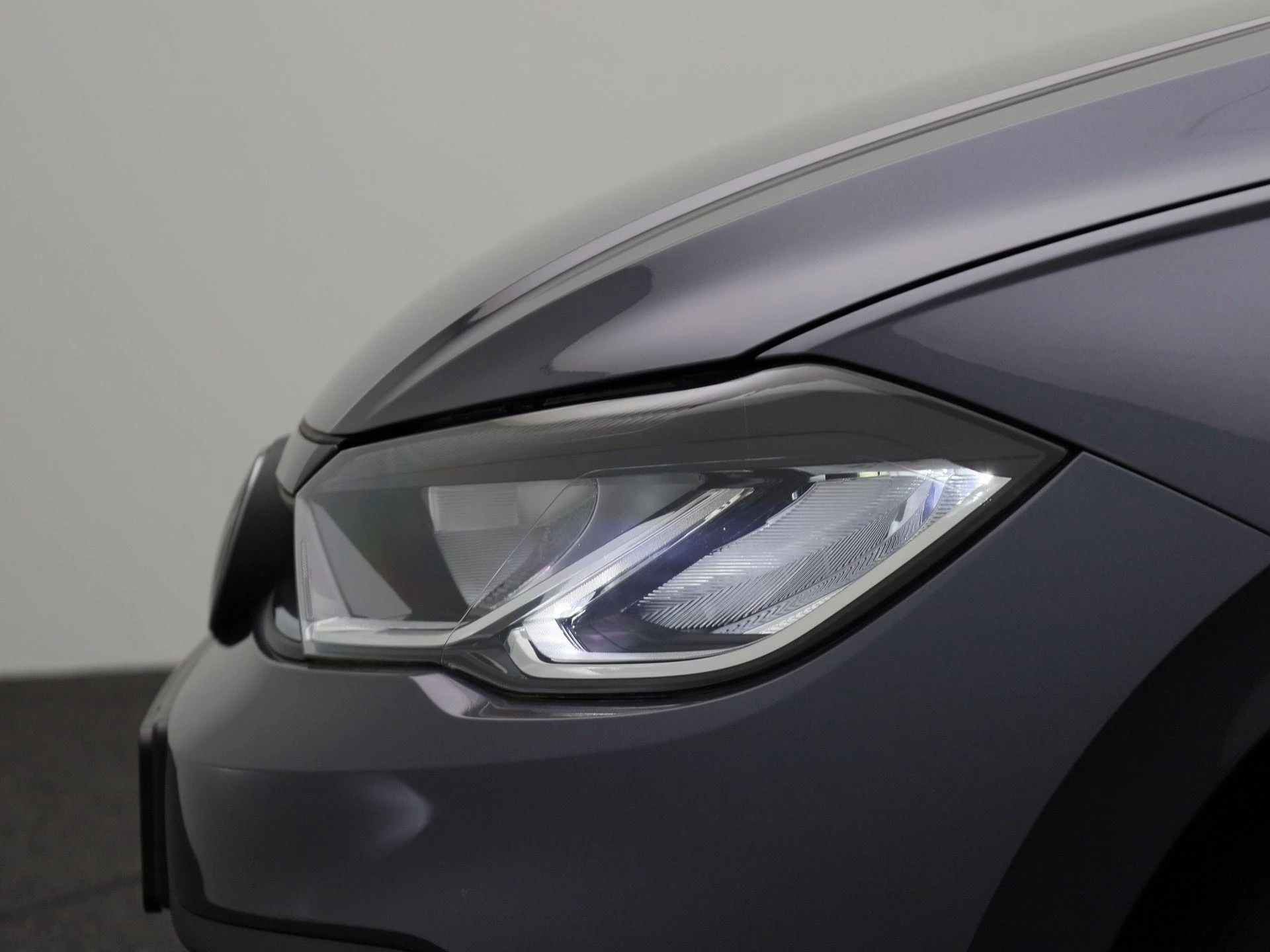 Volkswagen-Polo-image-14