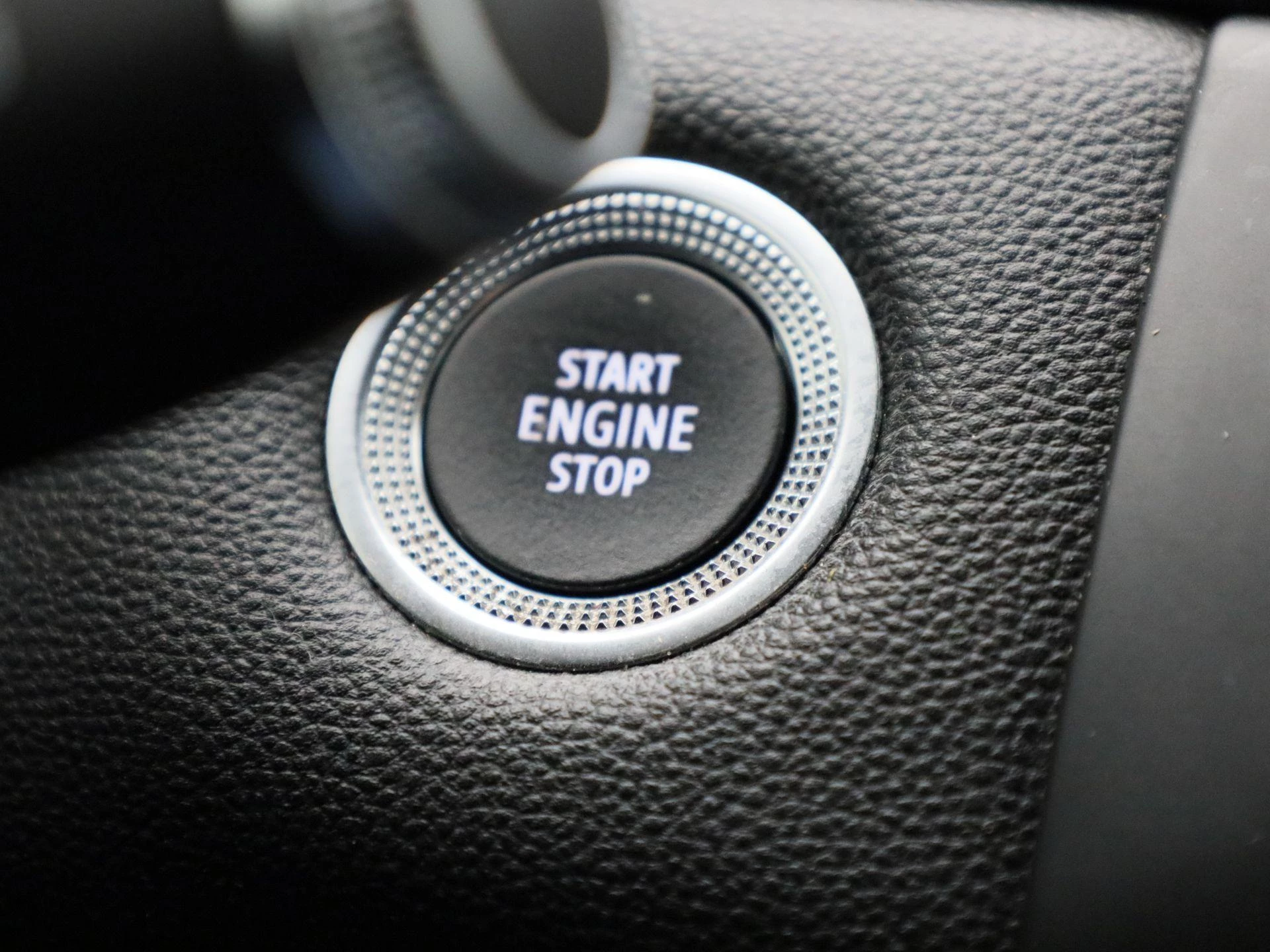 Renault-Captur-image-17