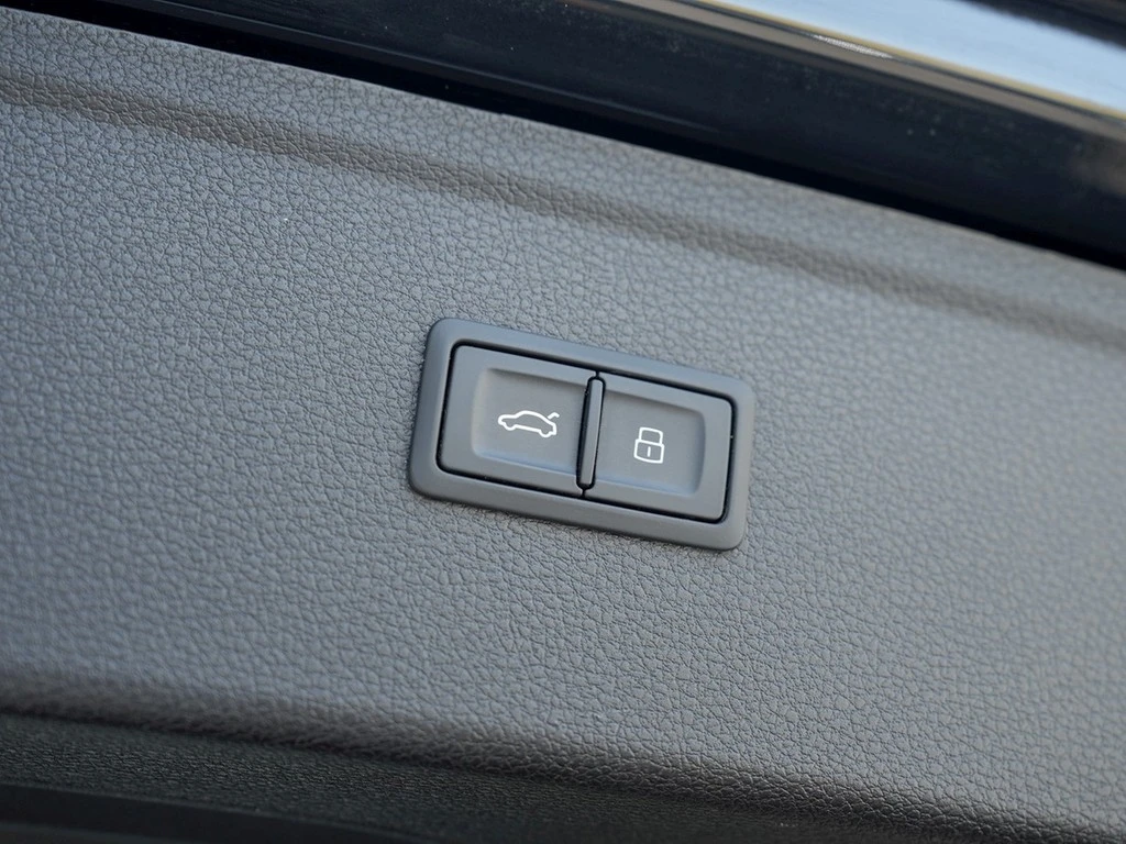 Audi Q5 40 TDI quattro S line S-tronic Navi AHK