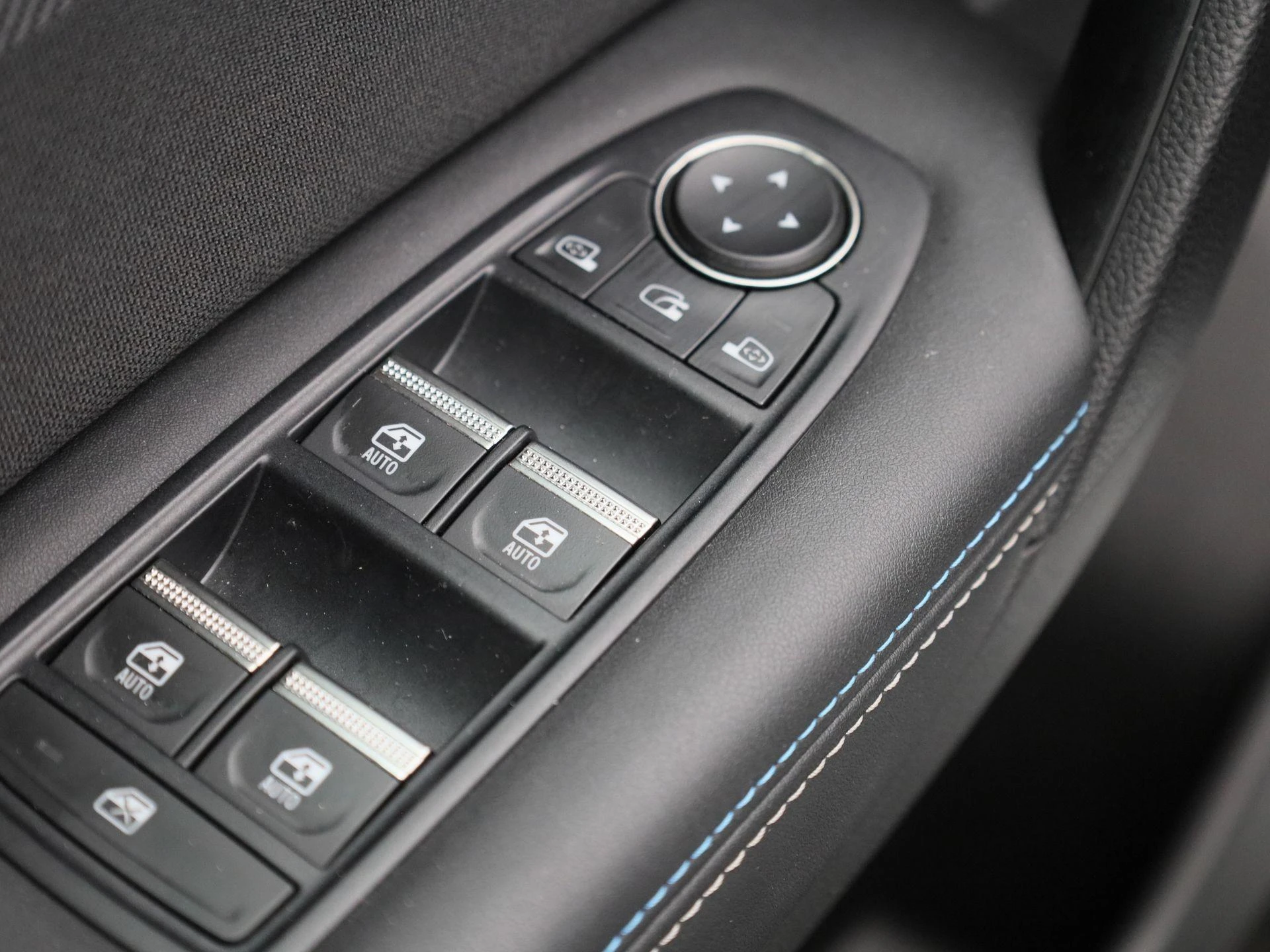 Renault-Captur-image-32