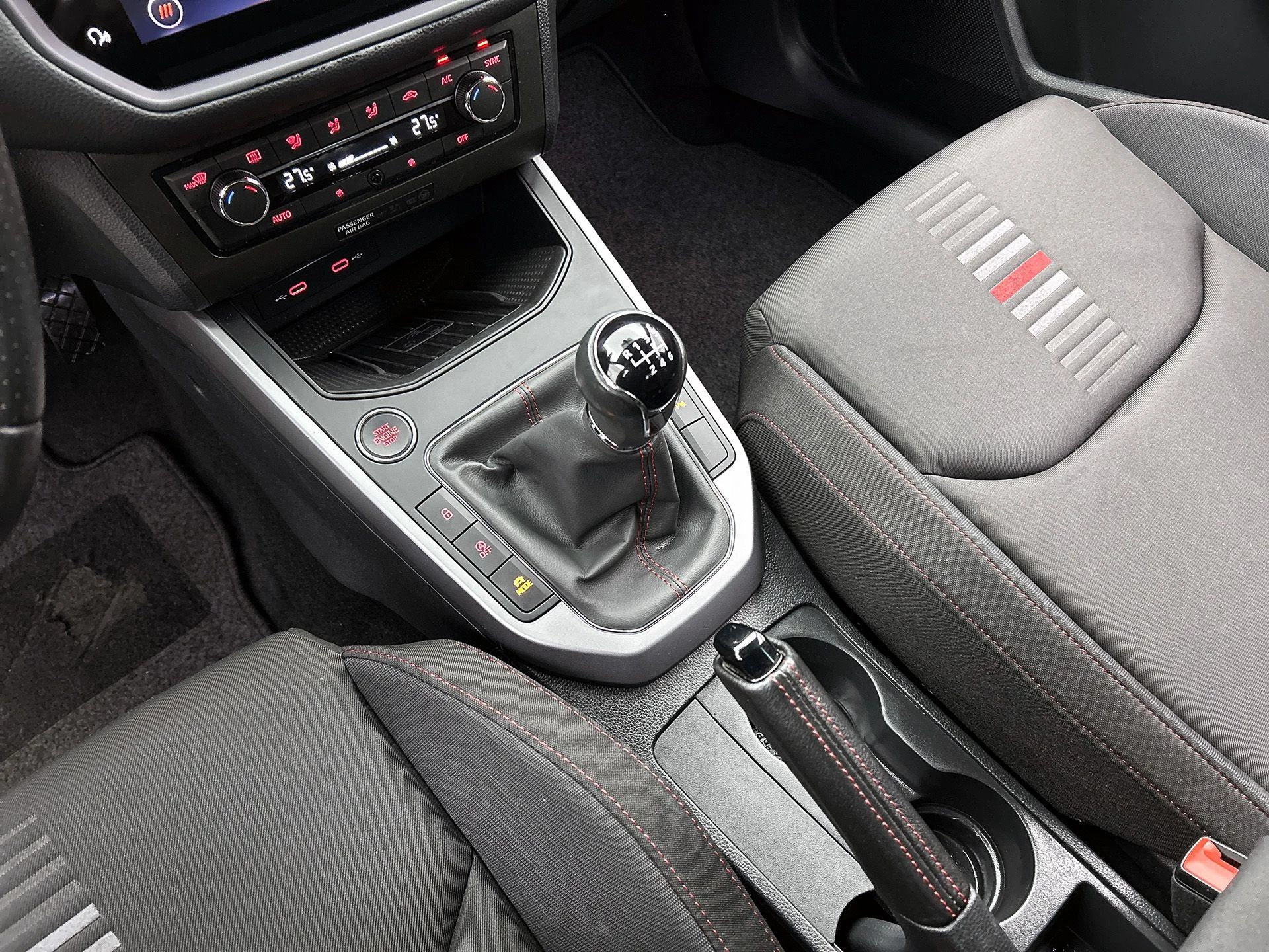 SEAT-Arona-image-24